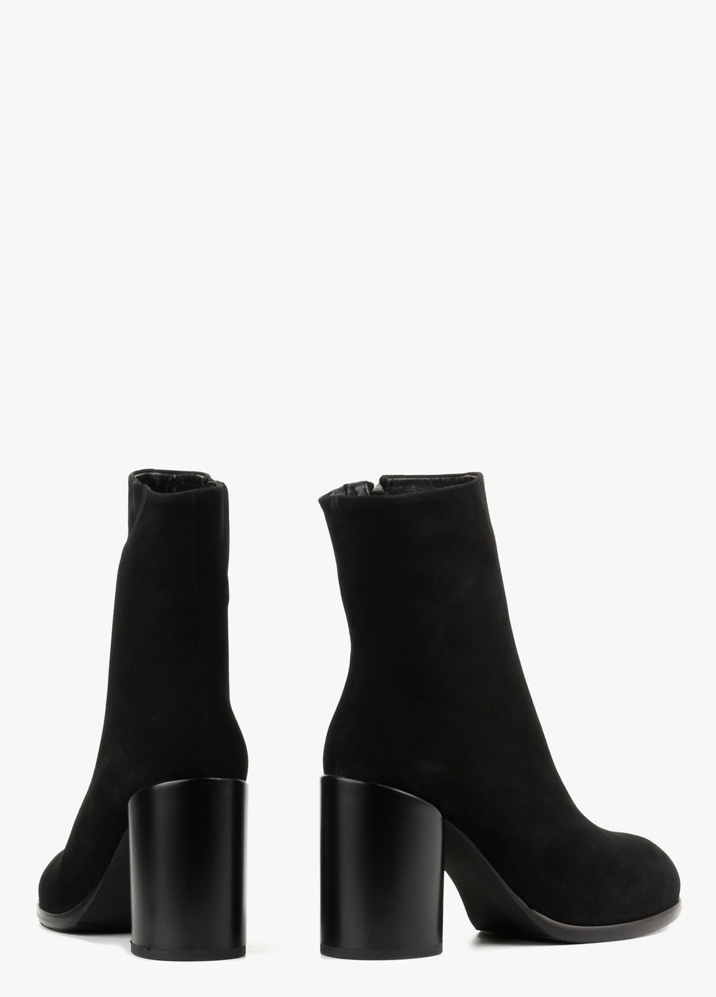 Осенние ботинки Le'BERDES без декора из натуральной замши