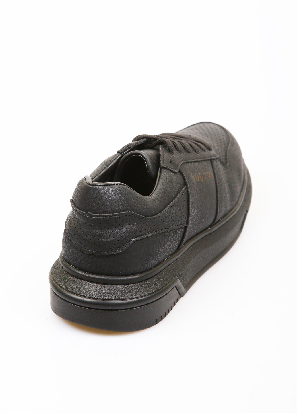 Черные всесезонные кроссовки South