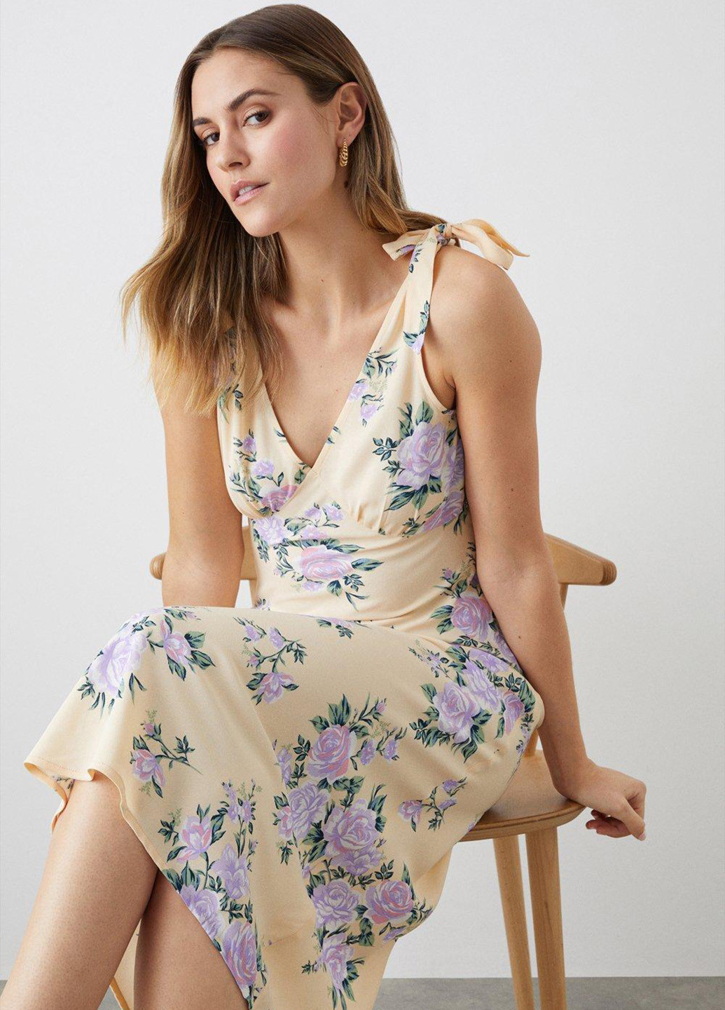 Светло-бежевое кэжуал платье Dorothy Perkins с цветочным принтом