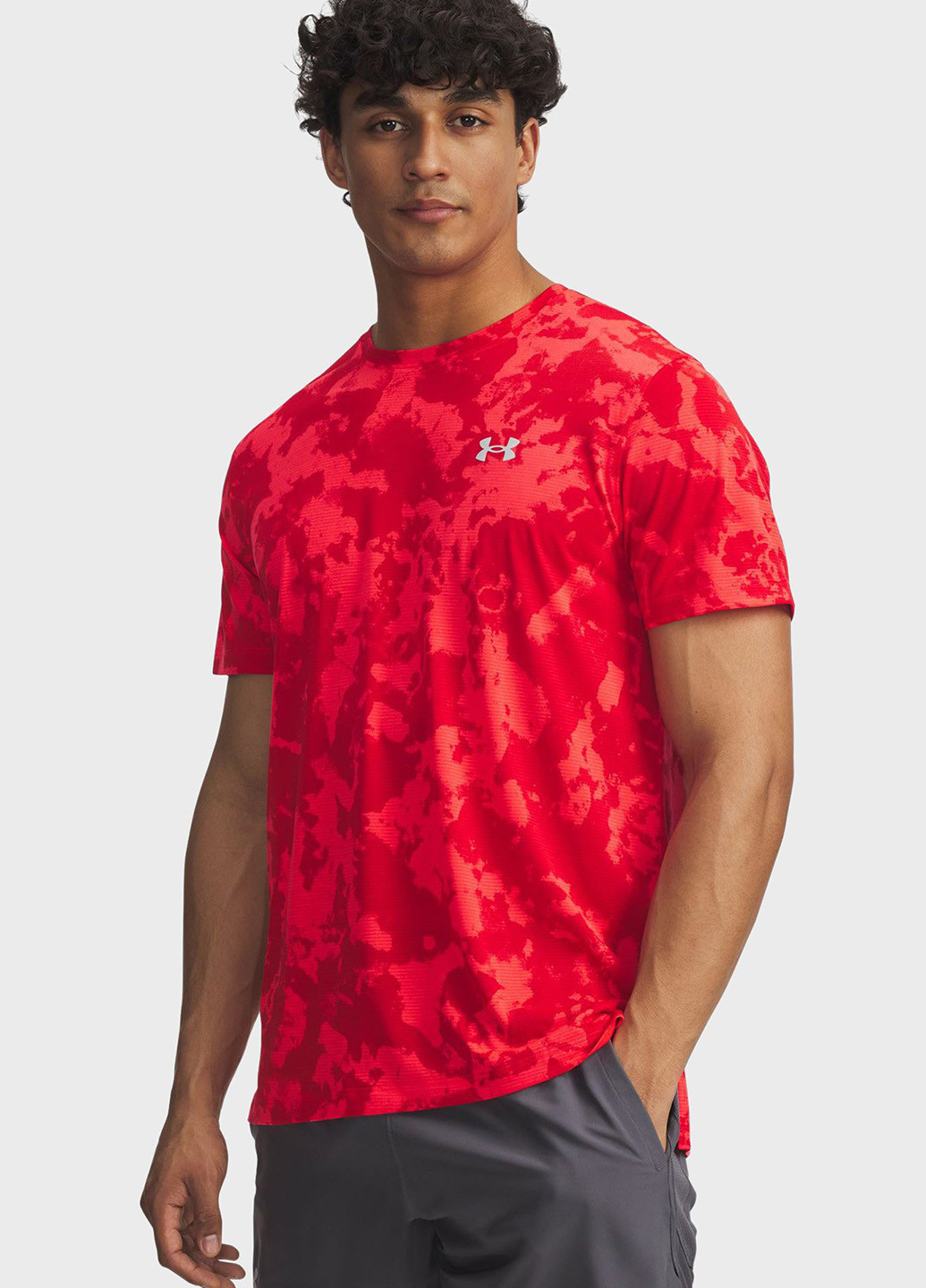 Красная футболка Under Armour