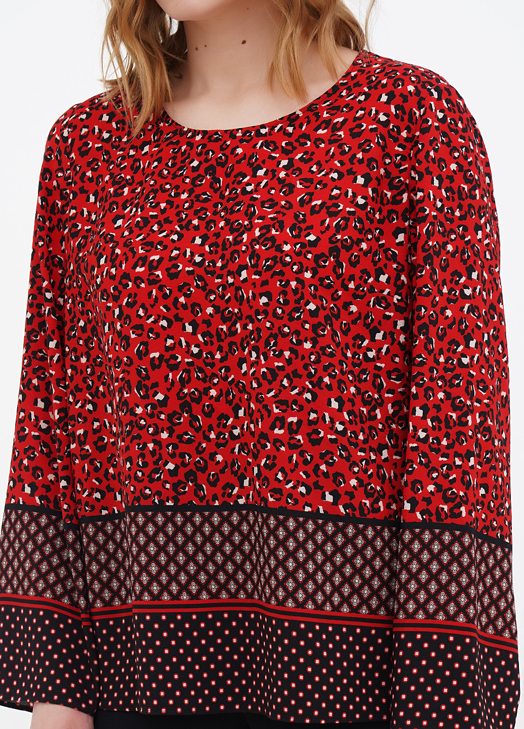 Красная демисезонная блуза Luisa Viola