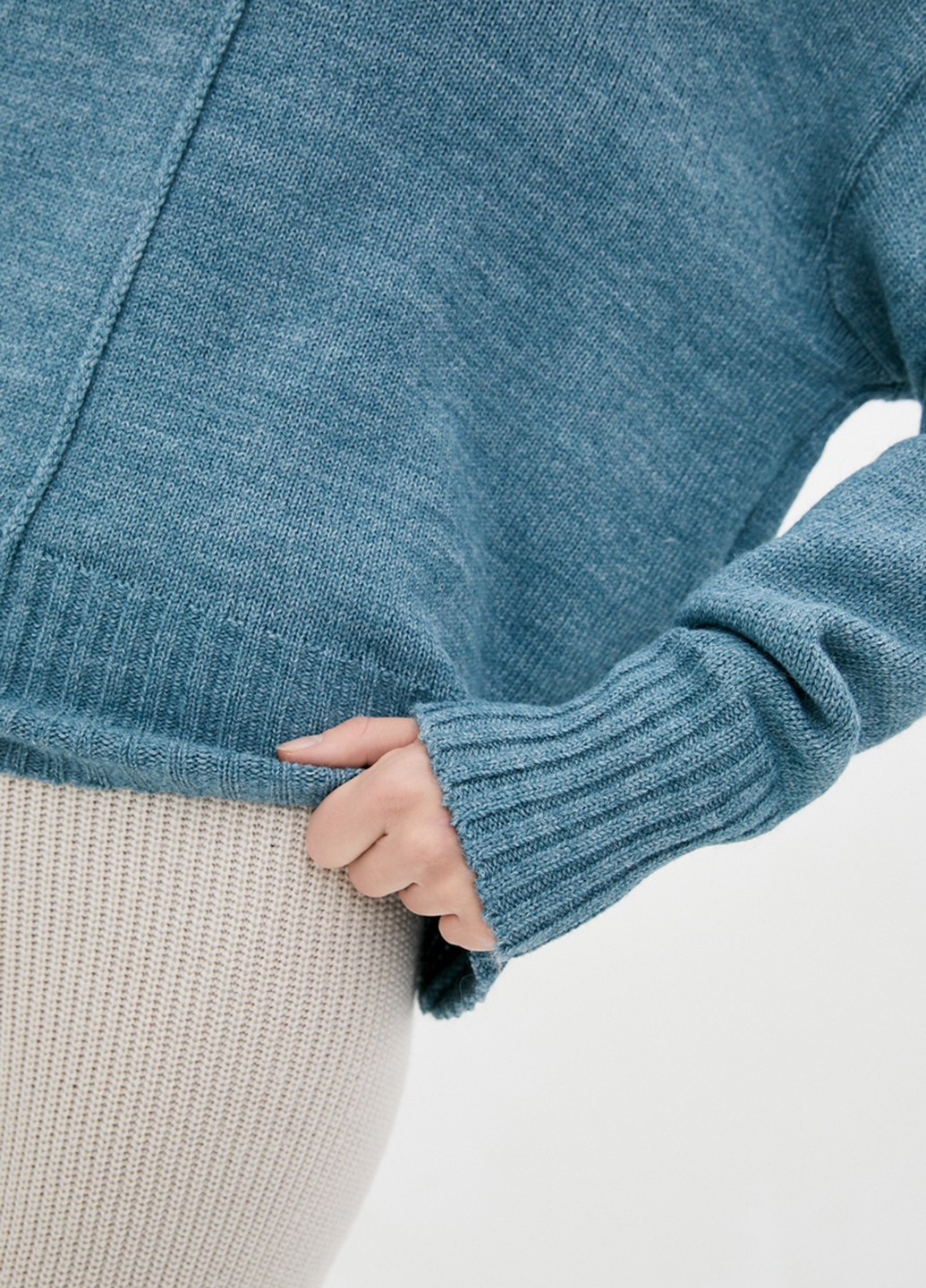 Серо-голубой демисезонный свитер Sewel