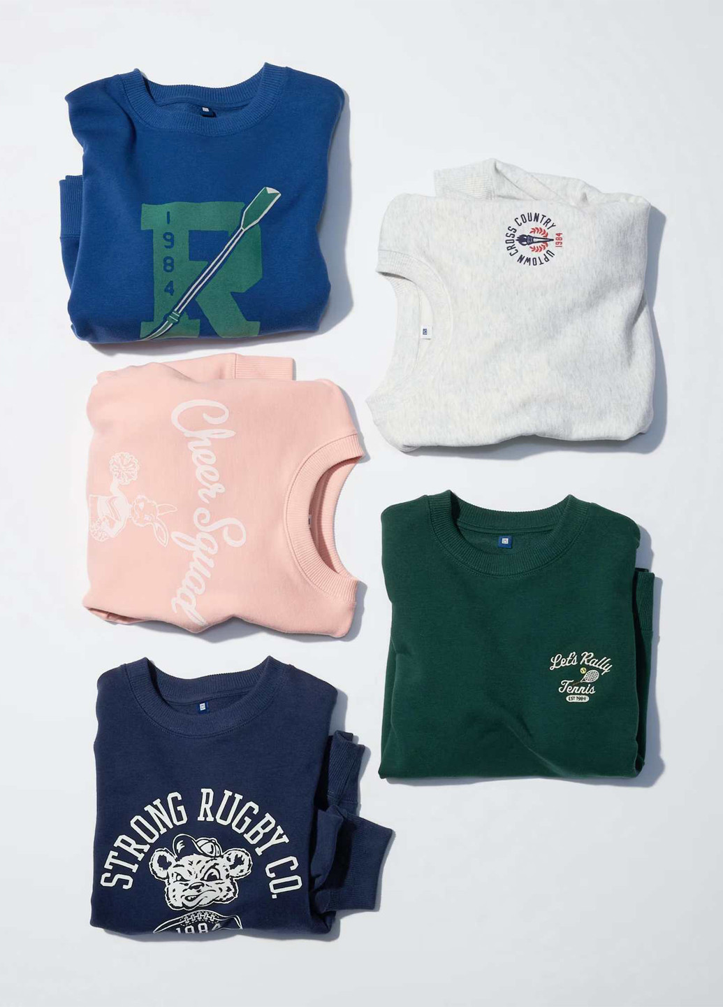 Синий свитшот Uniqlo надпись без декора (325746322)