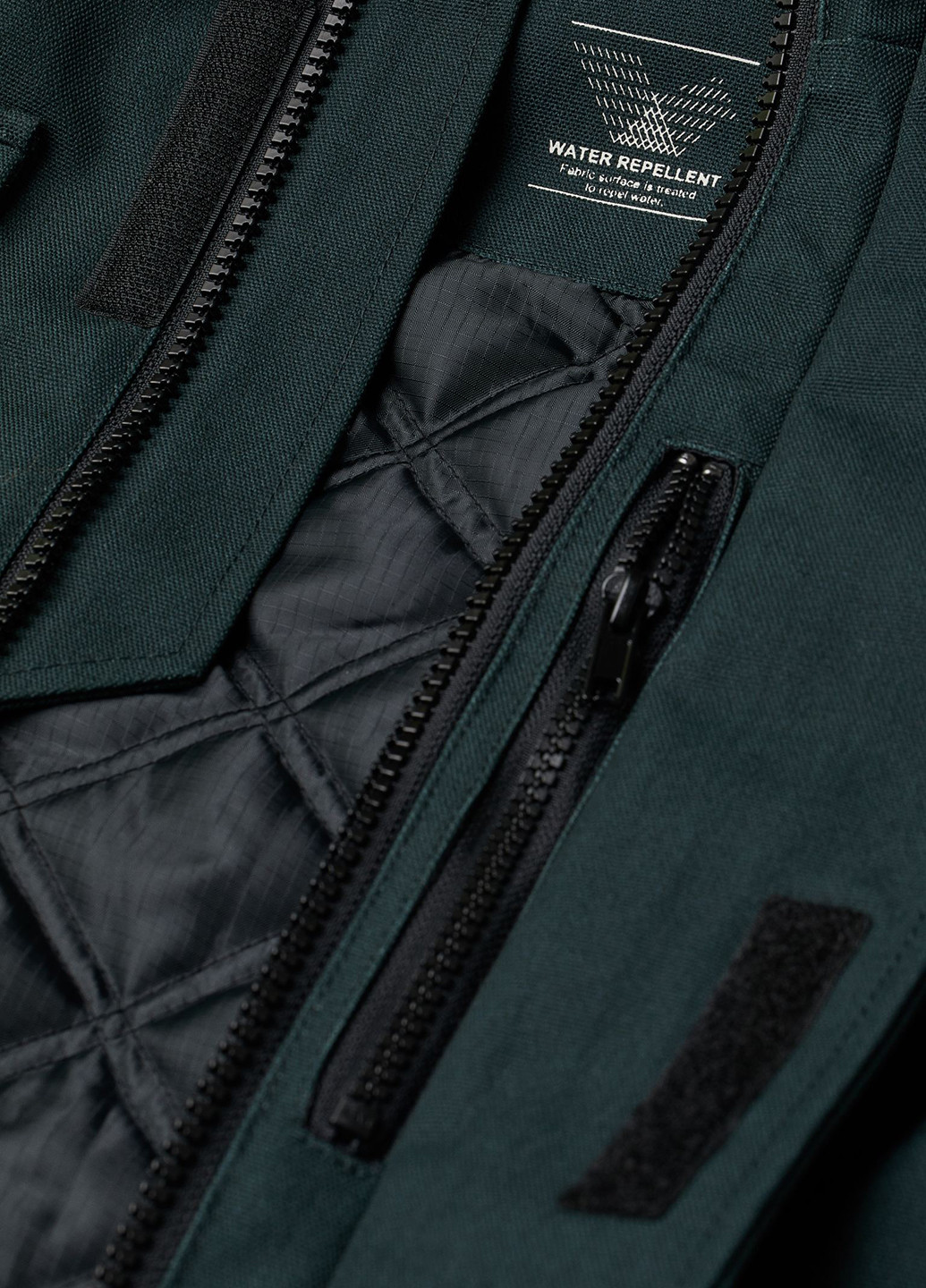 Темно-зелена демісезонна куртка H&M