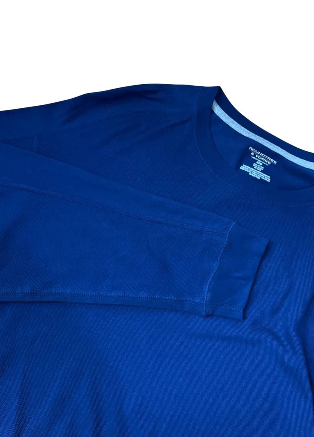 Синий демисезонный кэжуал лонгслив Roundtree & Yorke однотонный