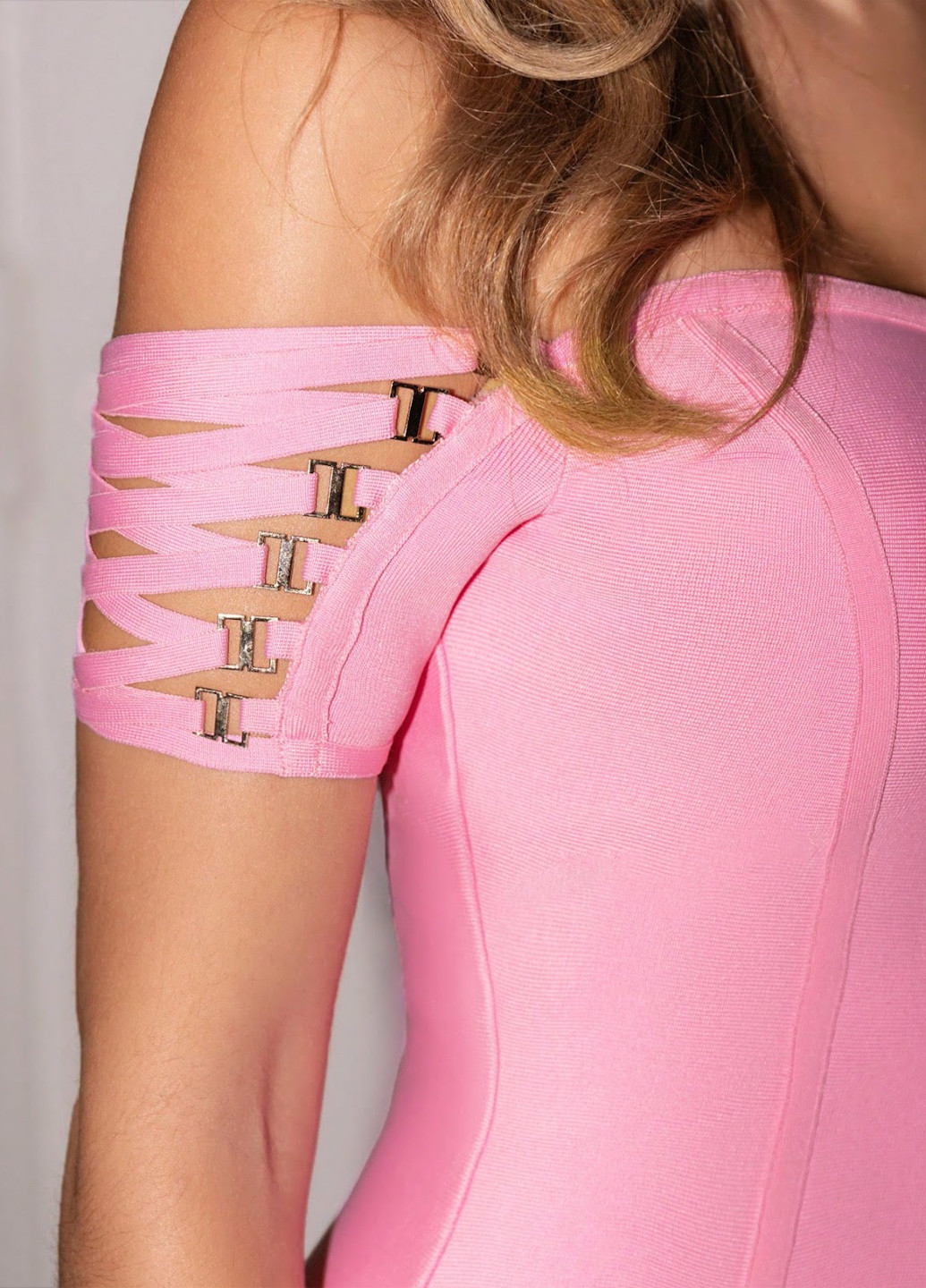 Світло-рожева кежуал, коктейльна сукня з відкритими плечима, бандажне SHEIN однотонна