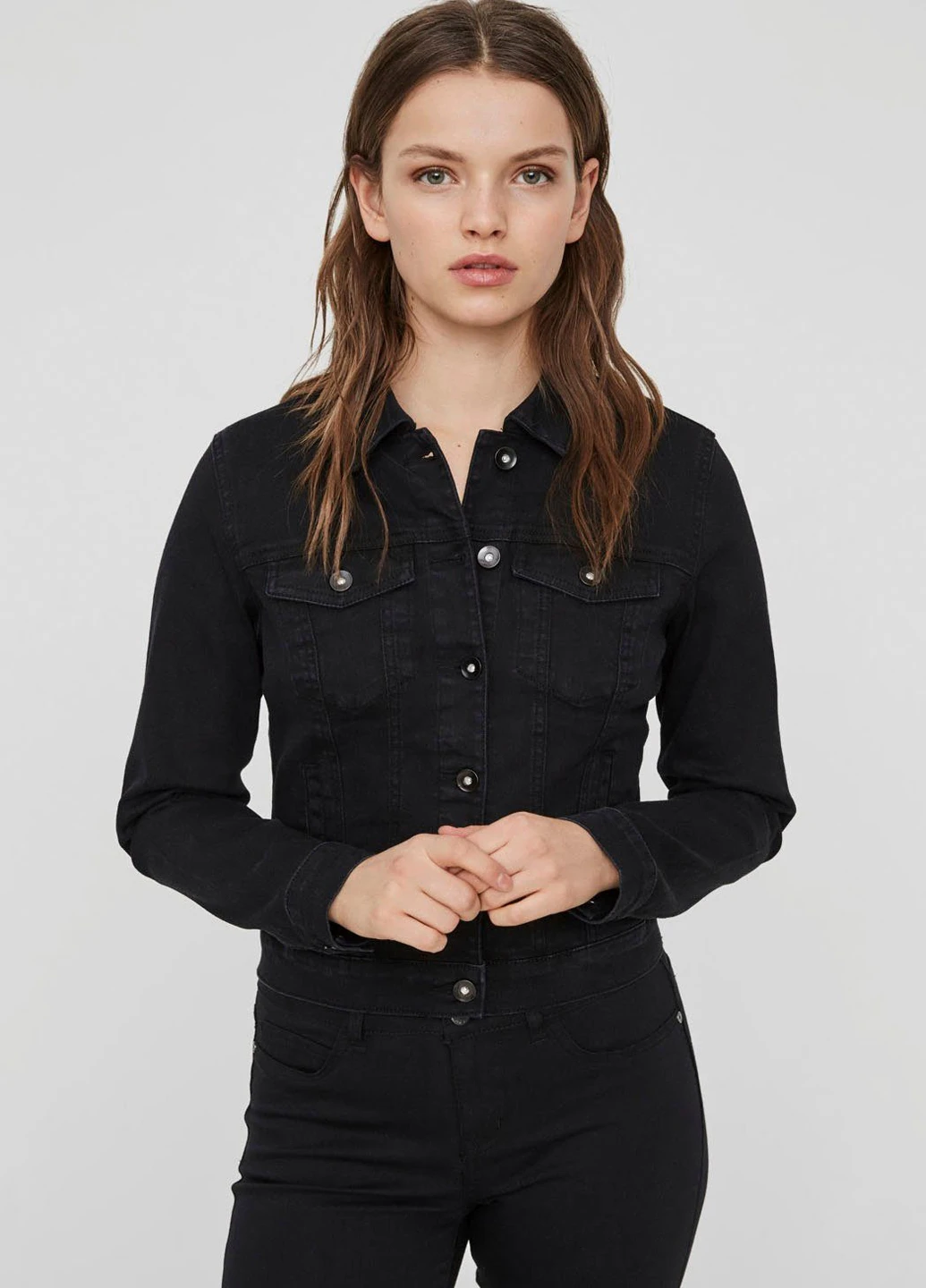 Чорна демісезонна куртка Vero Moda
