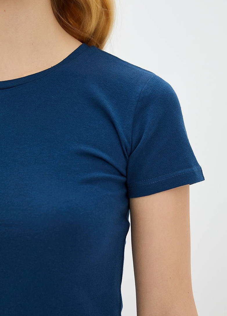 Темно-синя всесезон футболка жіноча однотонна приталена з коротким рукавом Роза