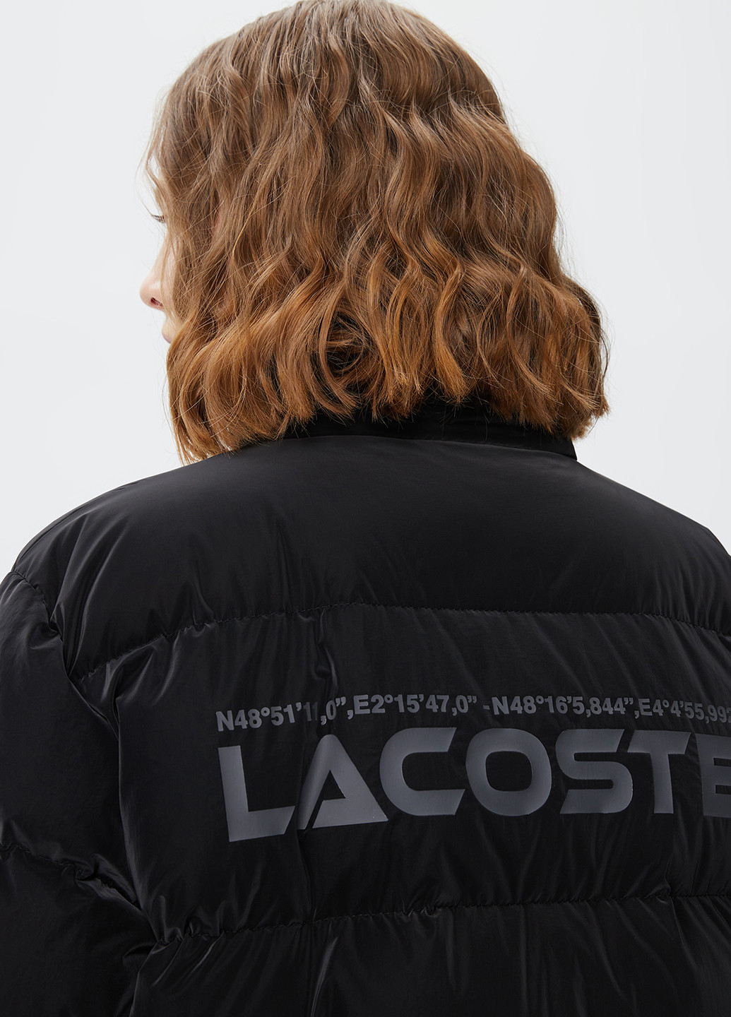 Черная демисезонная куртка Lacoste