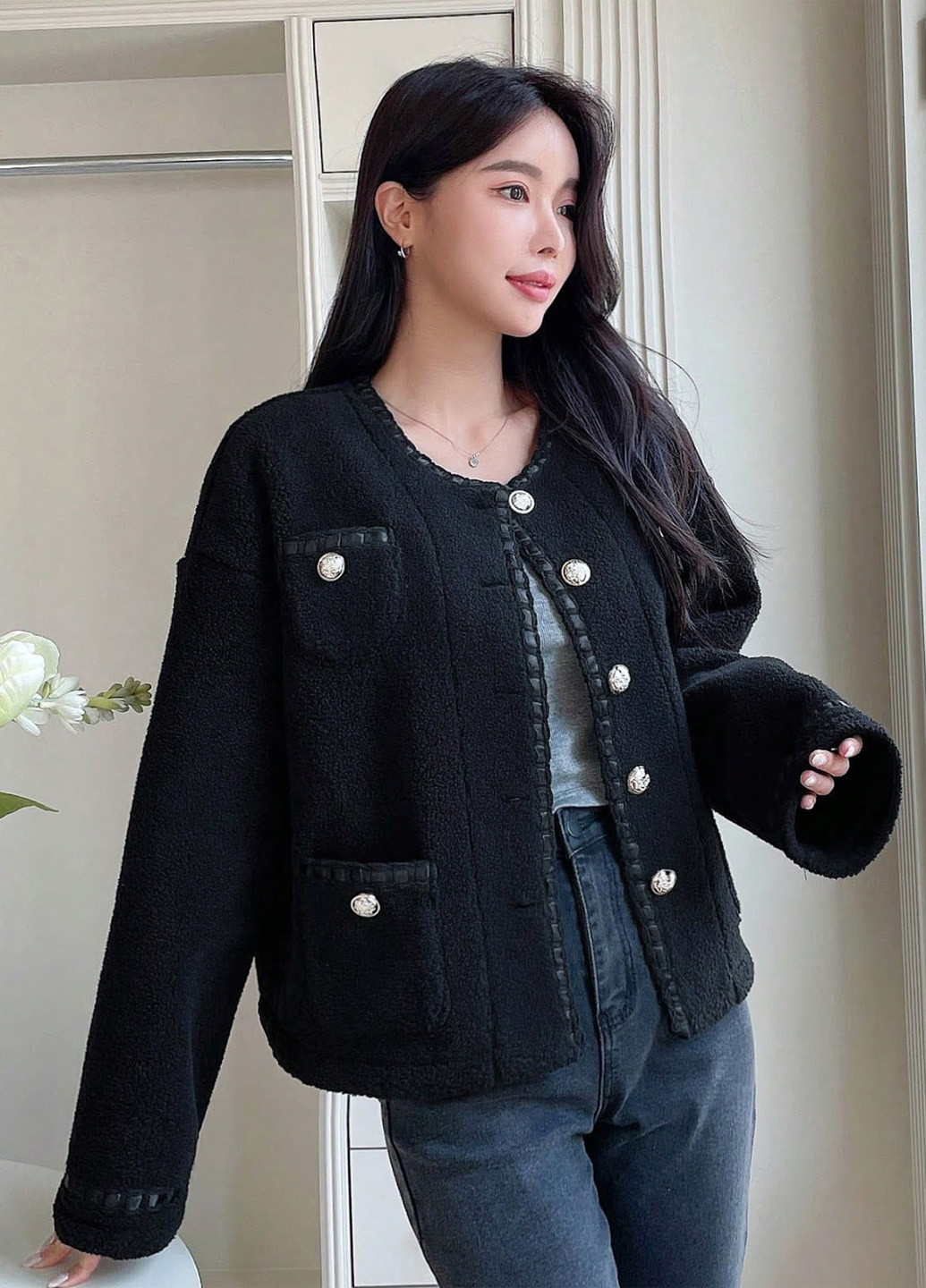 Черная демисезонная куртка SHEIN