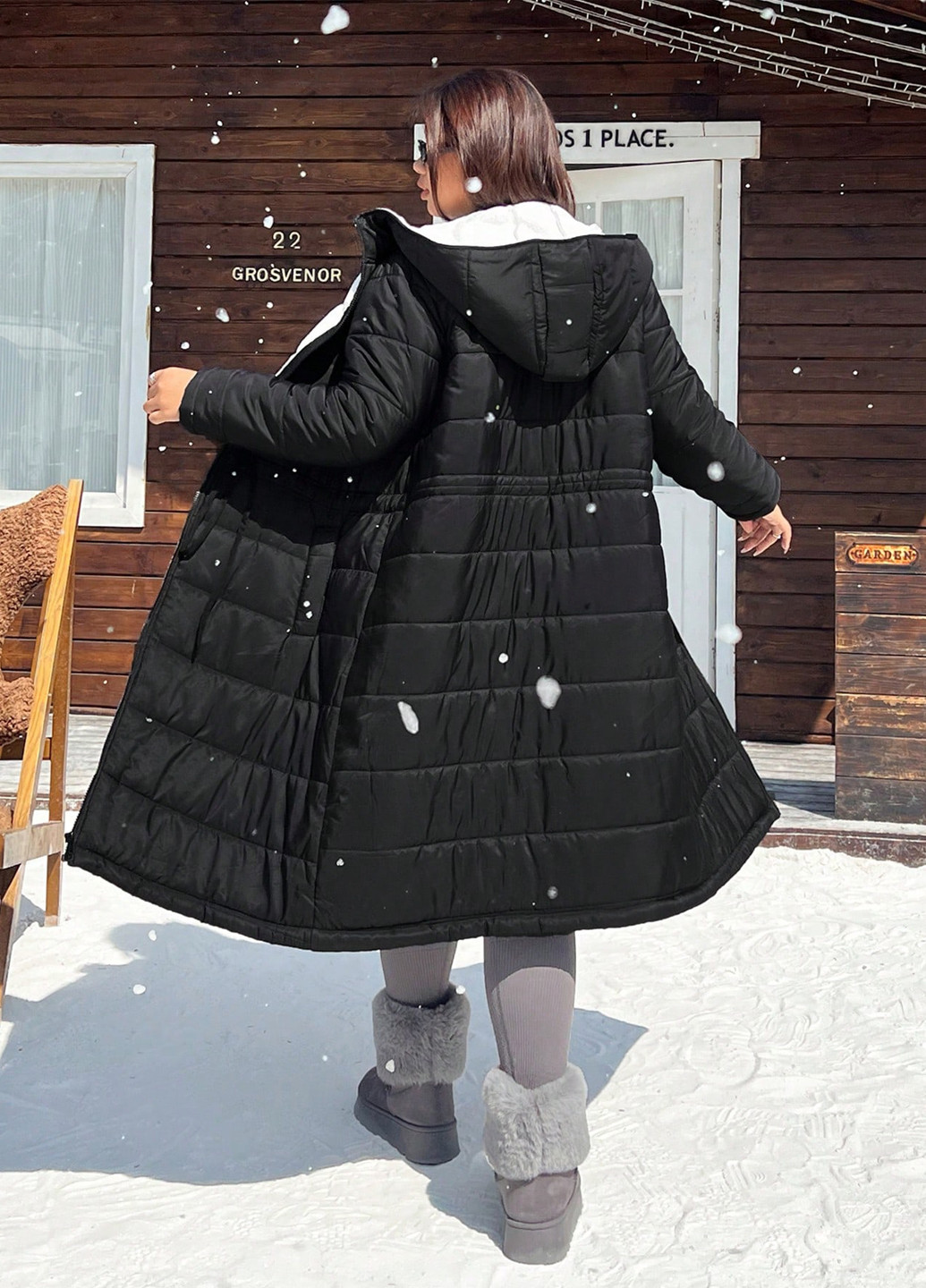 Чорно-біла зимня куртка SHEIN