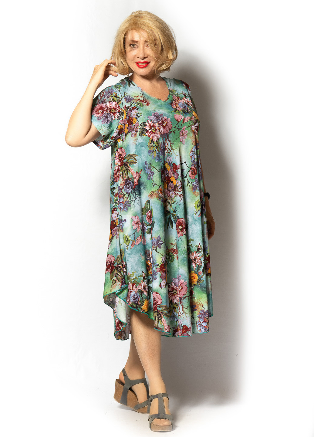 Комбинированное кэжуал платье оверсайз LibeAmore с цветочным принтом