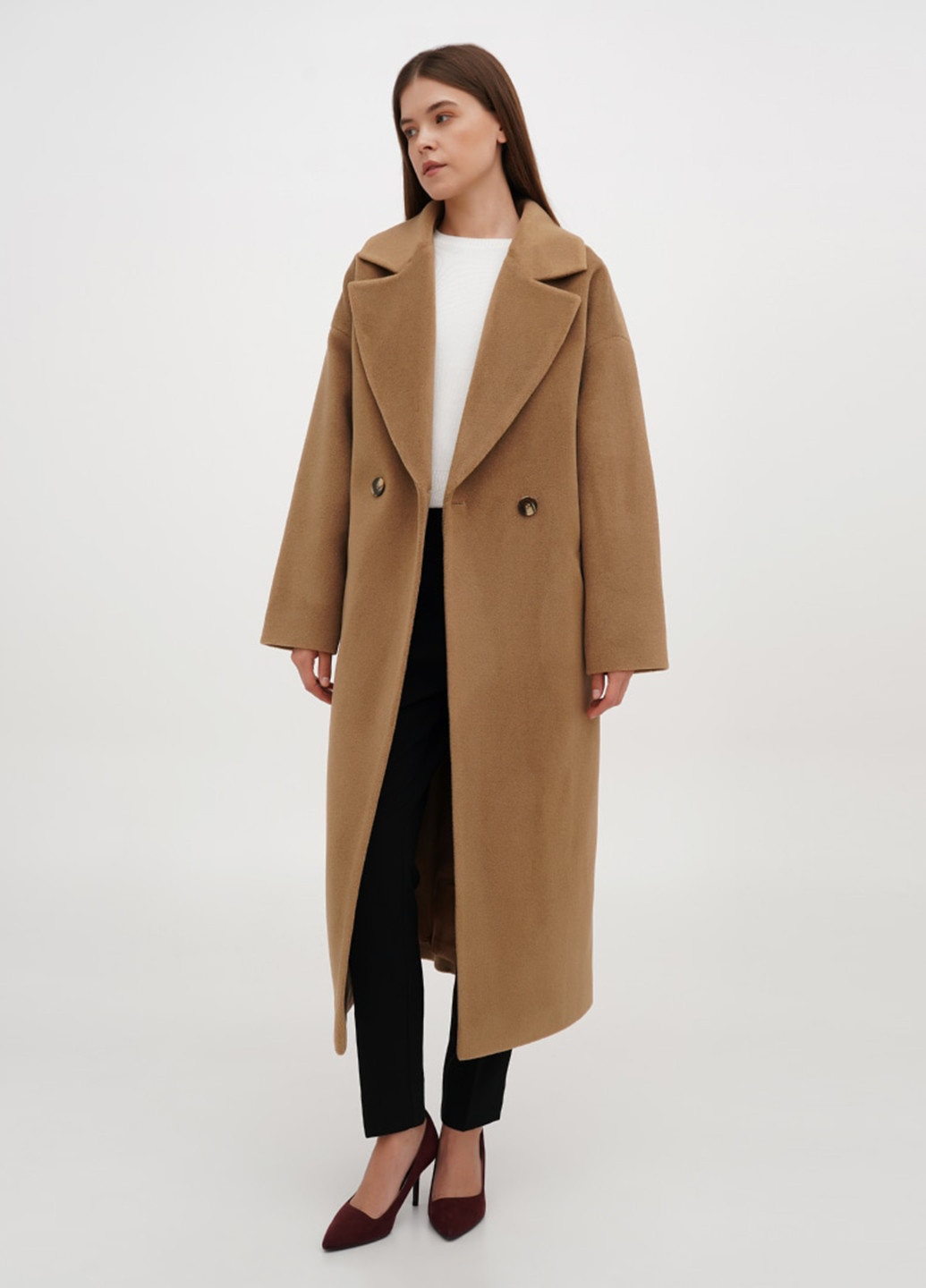 Темно-бежевое демисезонное Пальто двубортное ESSME