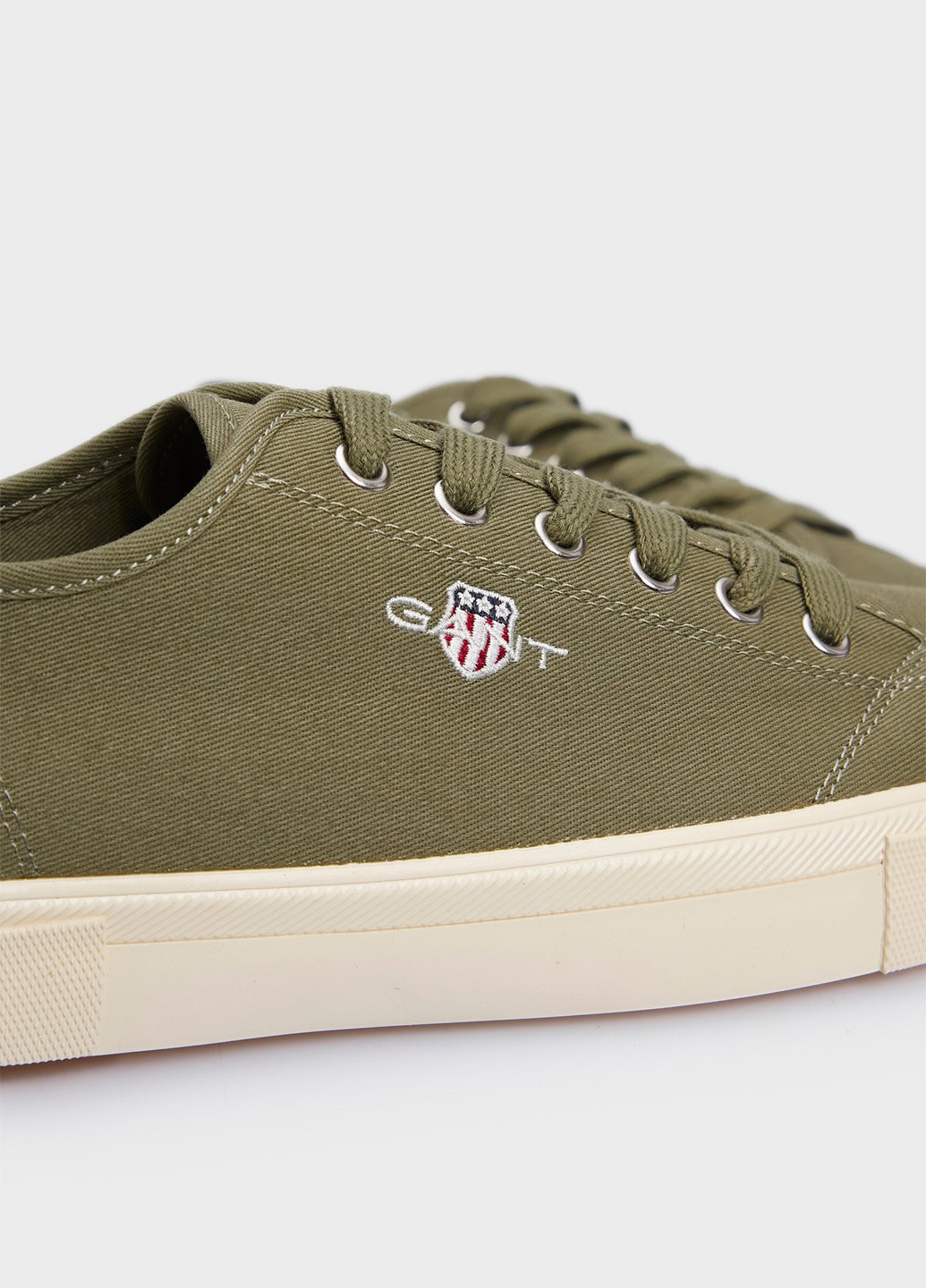 Оливковые кеды Gant