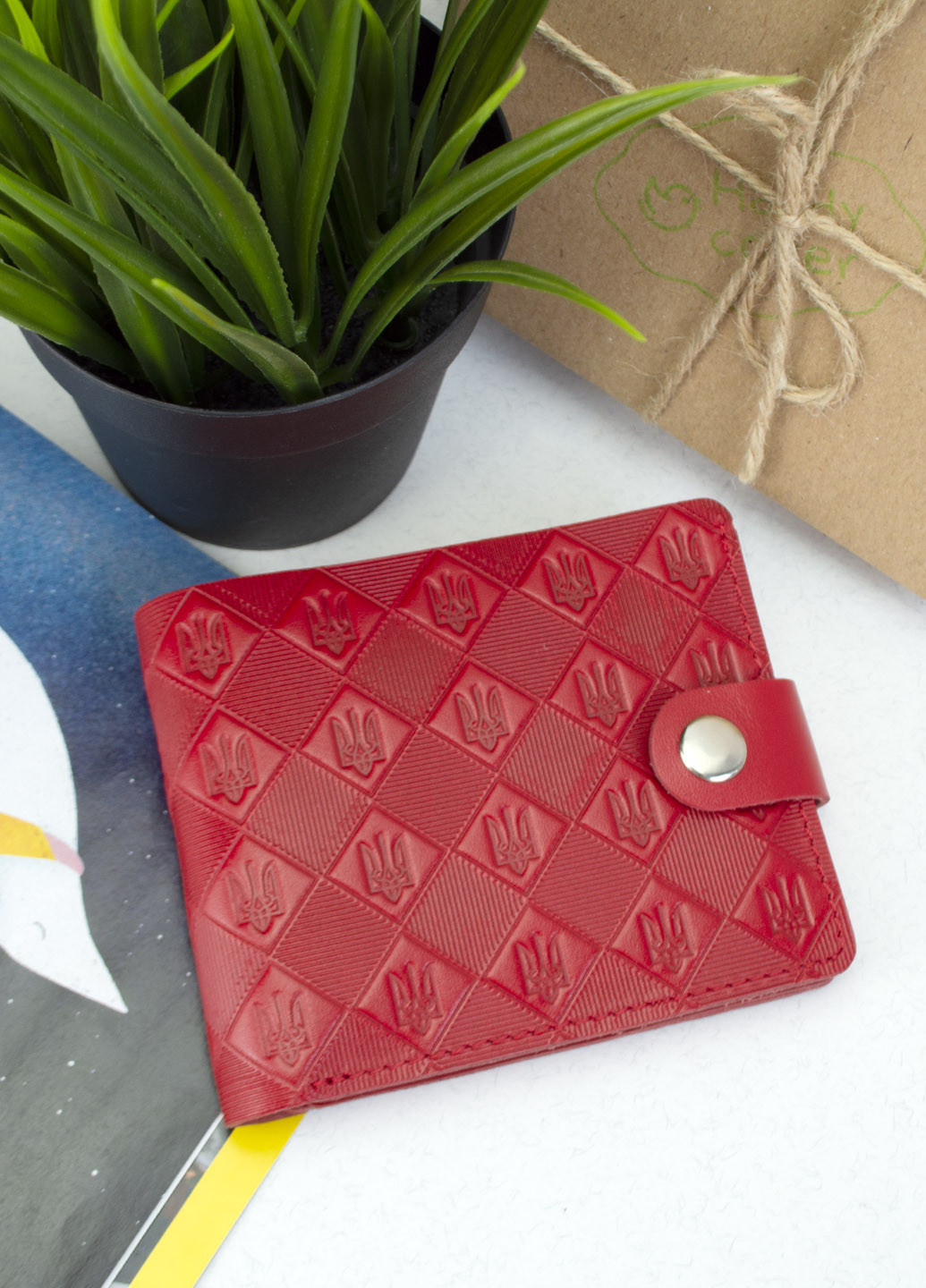 Подарочный женский набор №56 "Тризуб": обложка на паспорт + портмоне (красный) HandyCover (254439008)