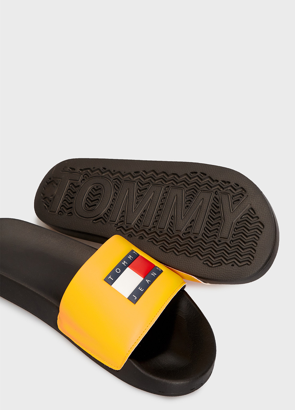 Желтые шлепанцы Tommy Jeans с логотипом