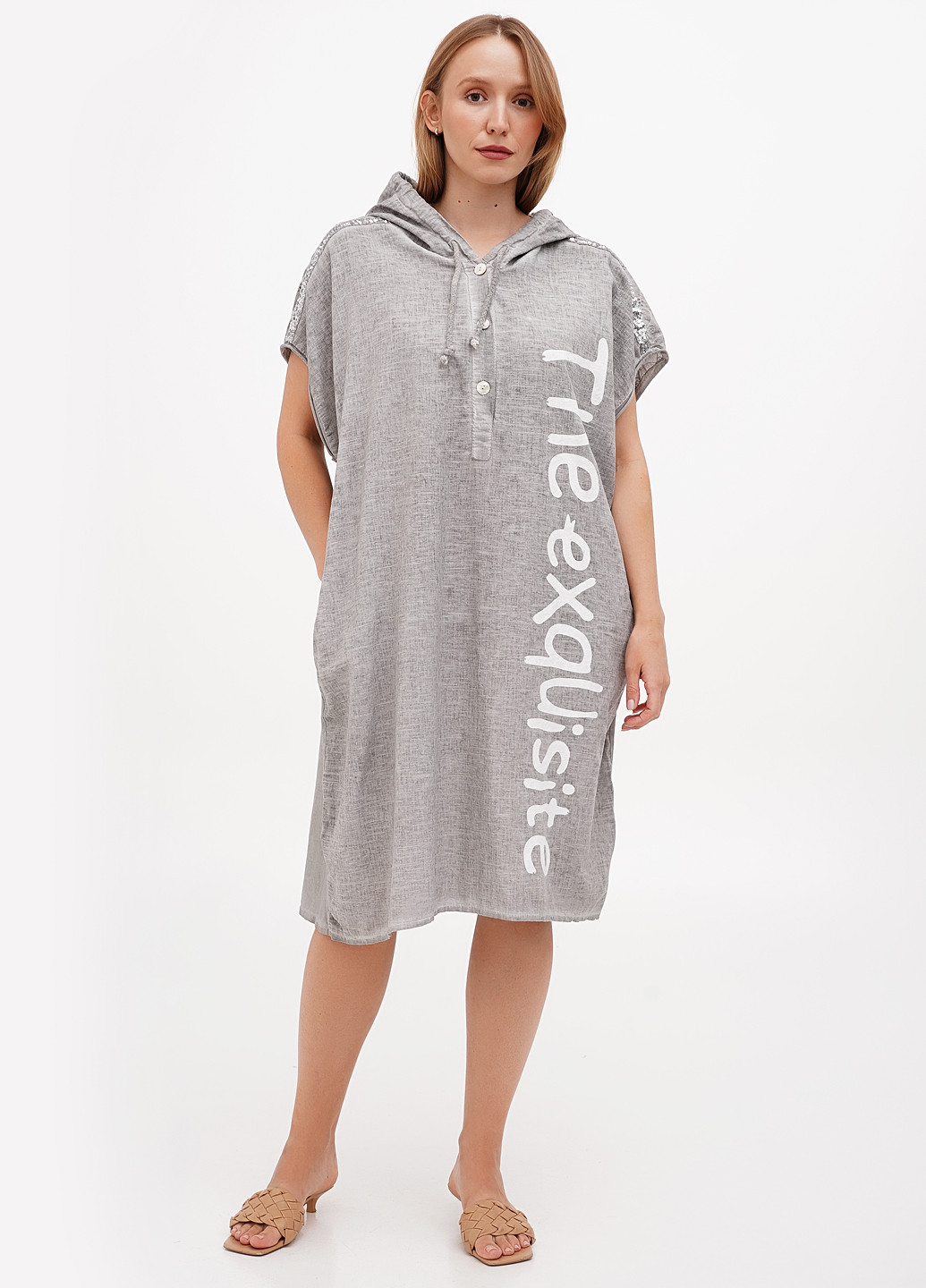 Серое кэжуал платье оверсайз New Line с надписью