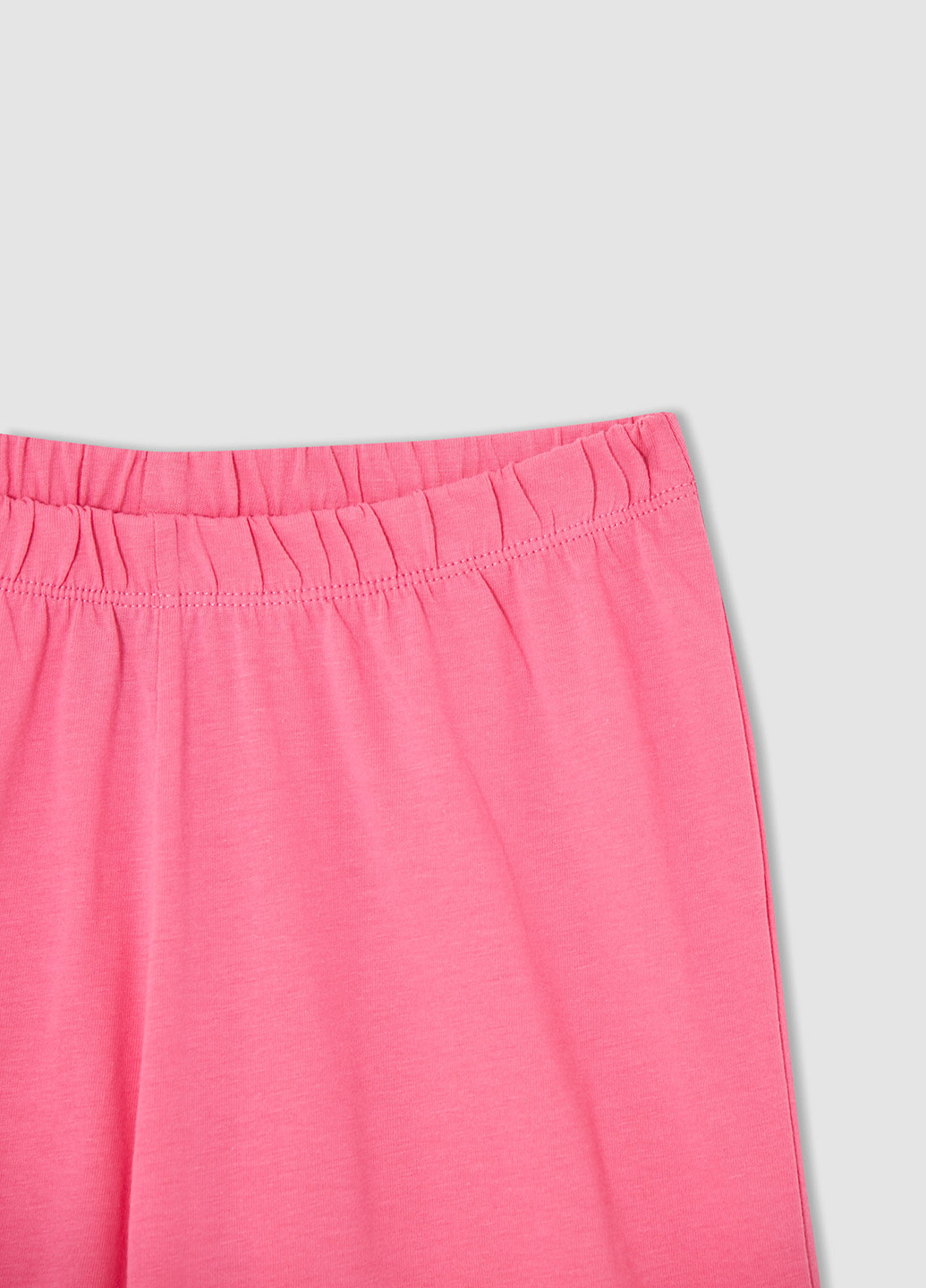 Розовая всесезон пижама (футболка, шорты) футболка + шорты DeFacto