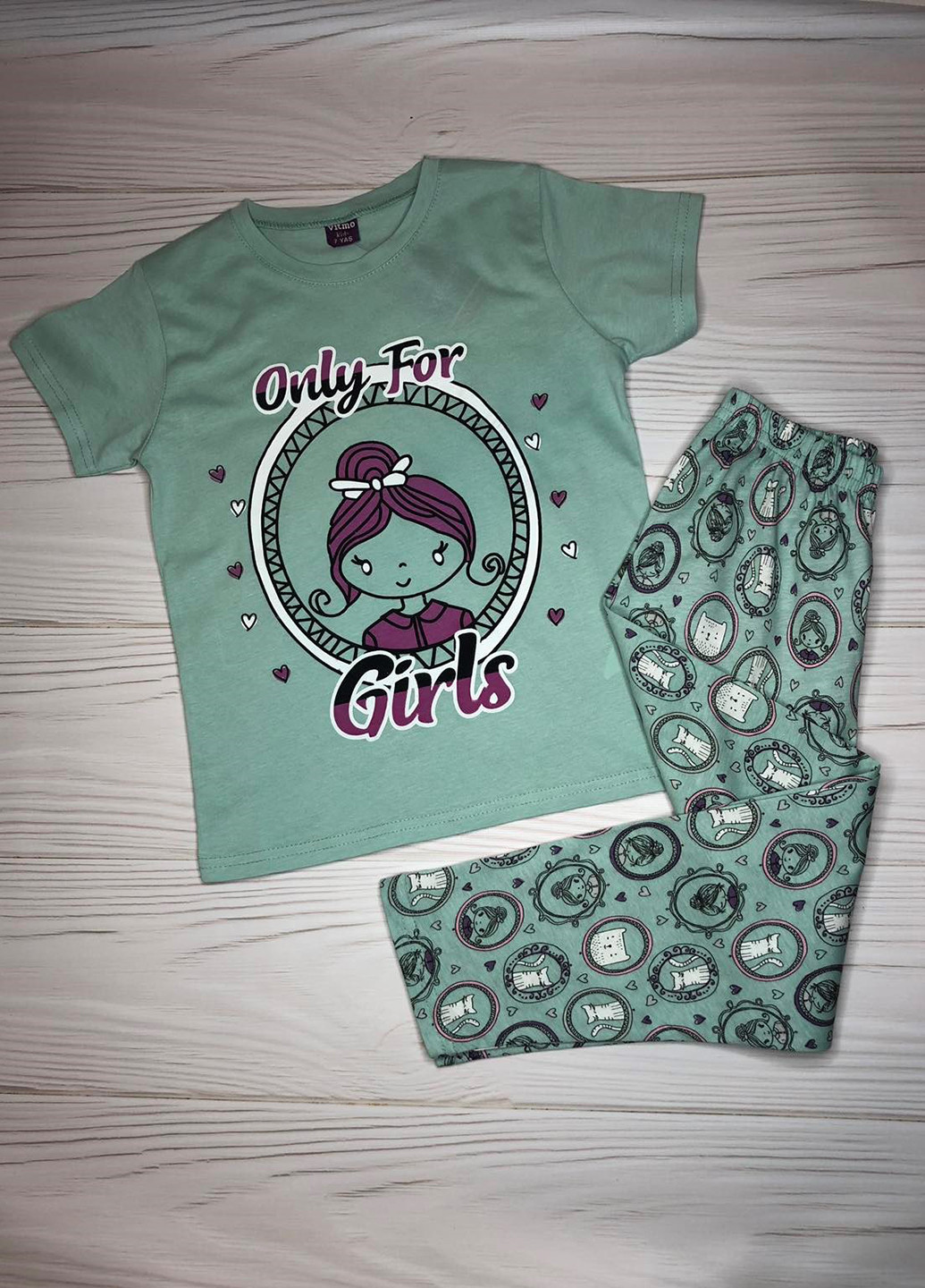 Светло-зеленая всесезон пижама (футболка, брюки) футболка + брюки Vitmo baby