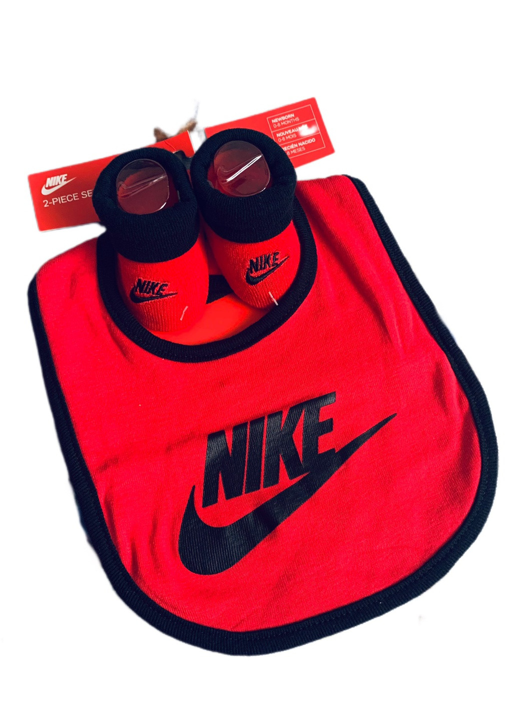 Слюнявчик і пінетки Nike (256537344)