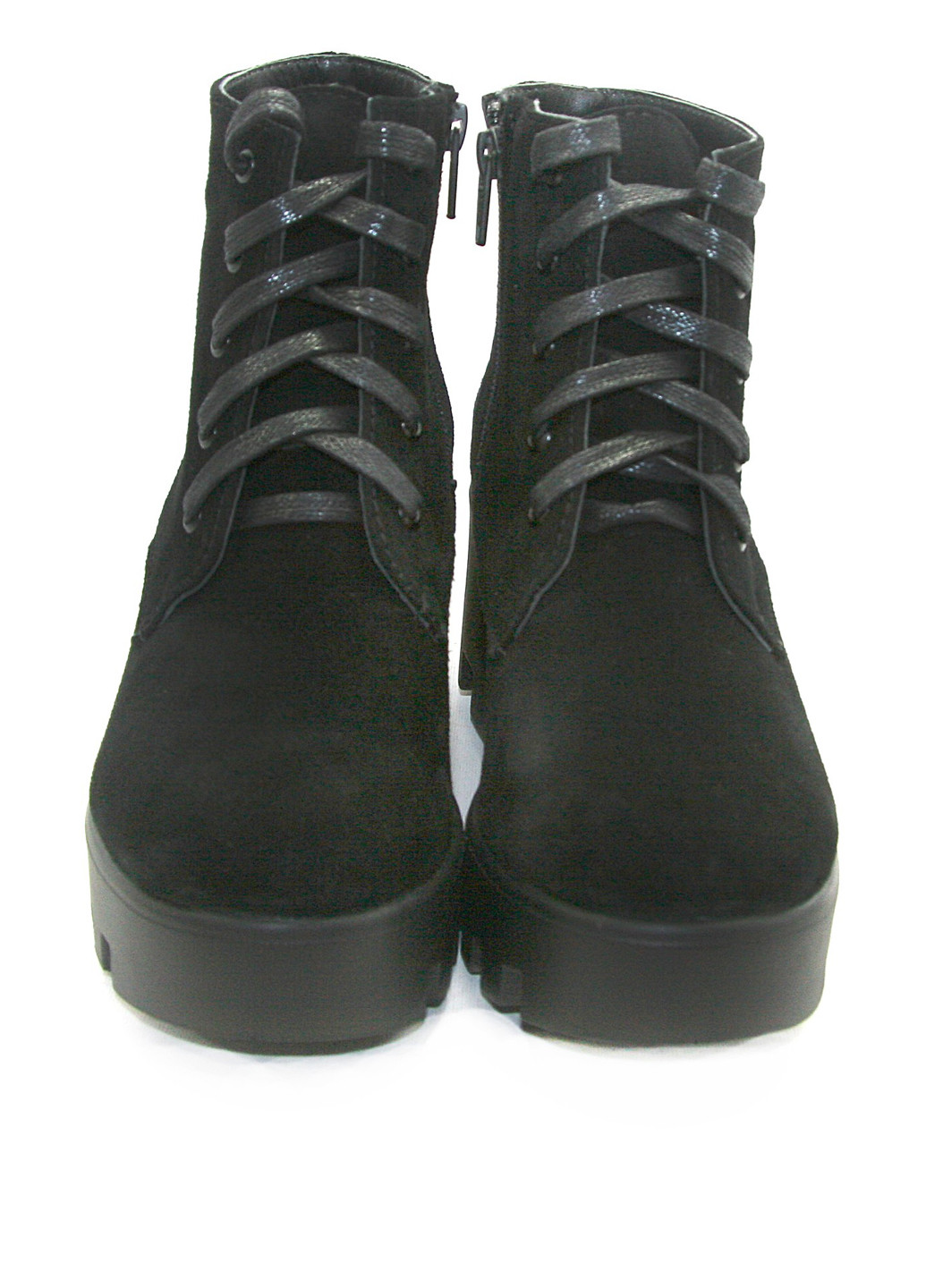 Осенние ботинки Mila на тракторной подошве, со шнуровкой из натуральной замши