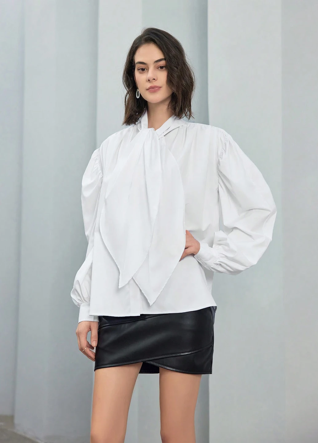 Біла блуза SHEIN