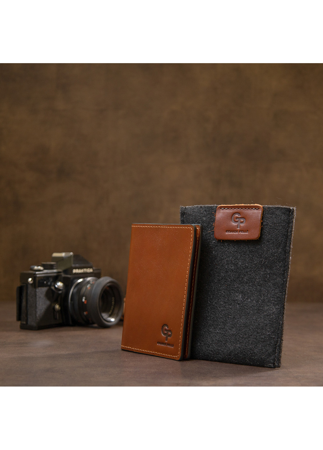 Шкіряна обкладинка для документів 10х13,5х1 см Grande Pelle (252414774)