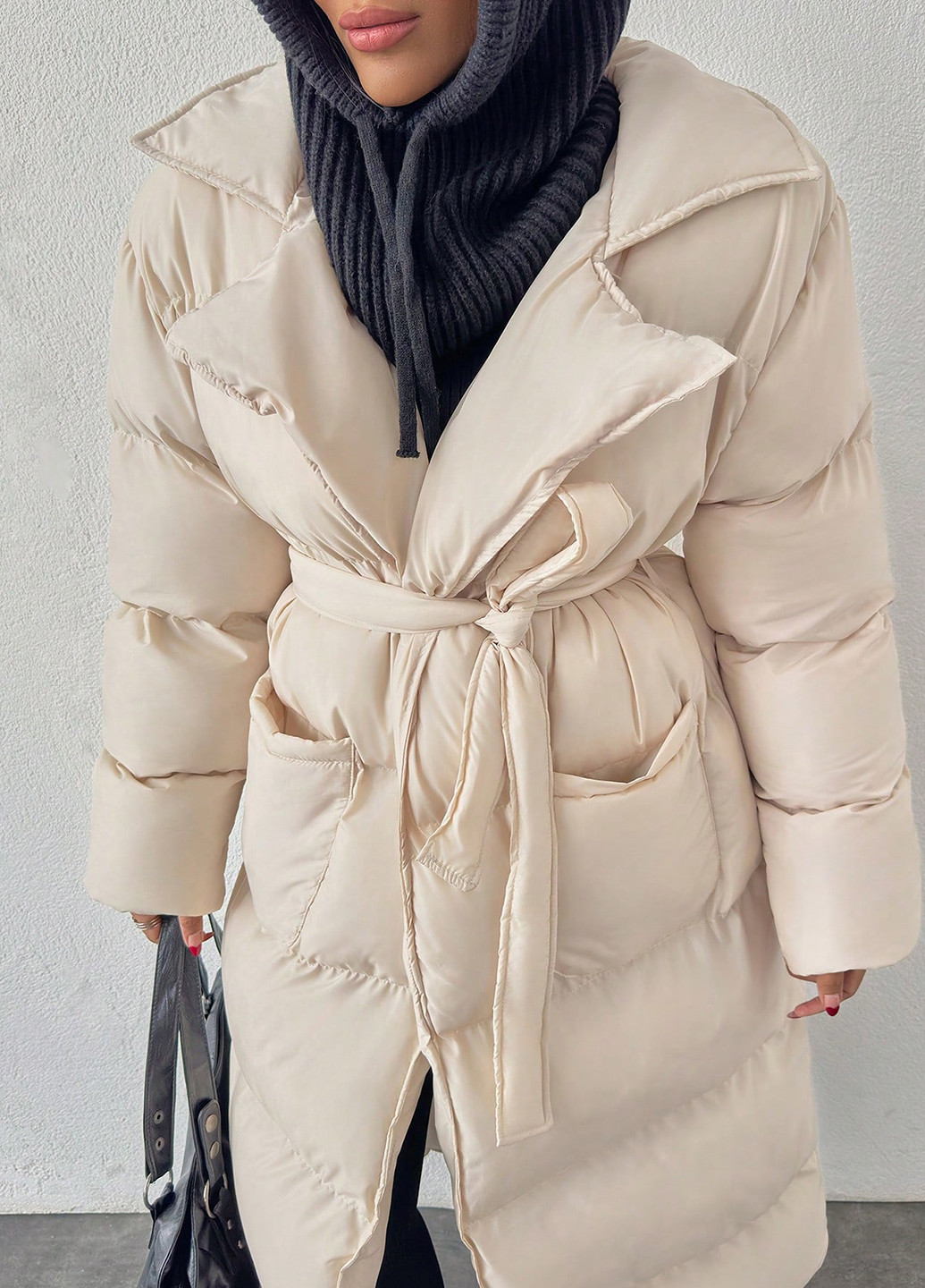 Бежева зимня куртка SHEIN