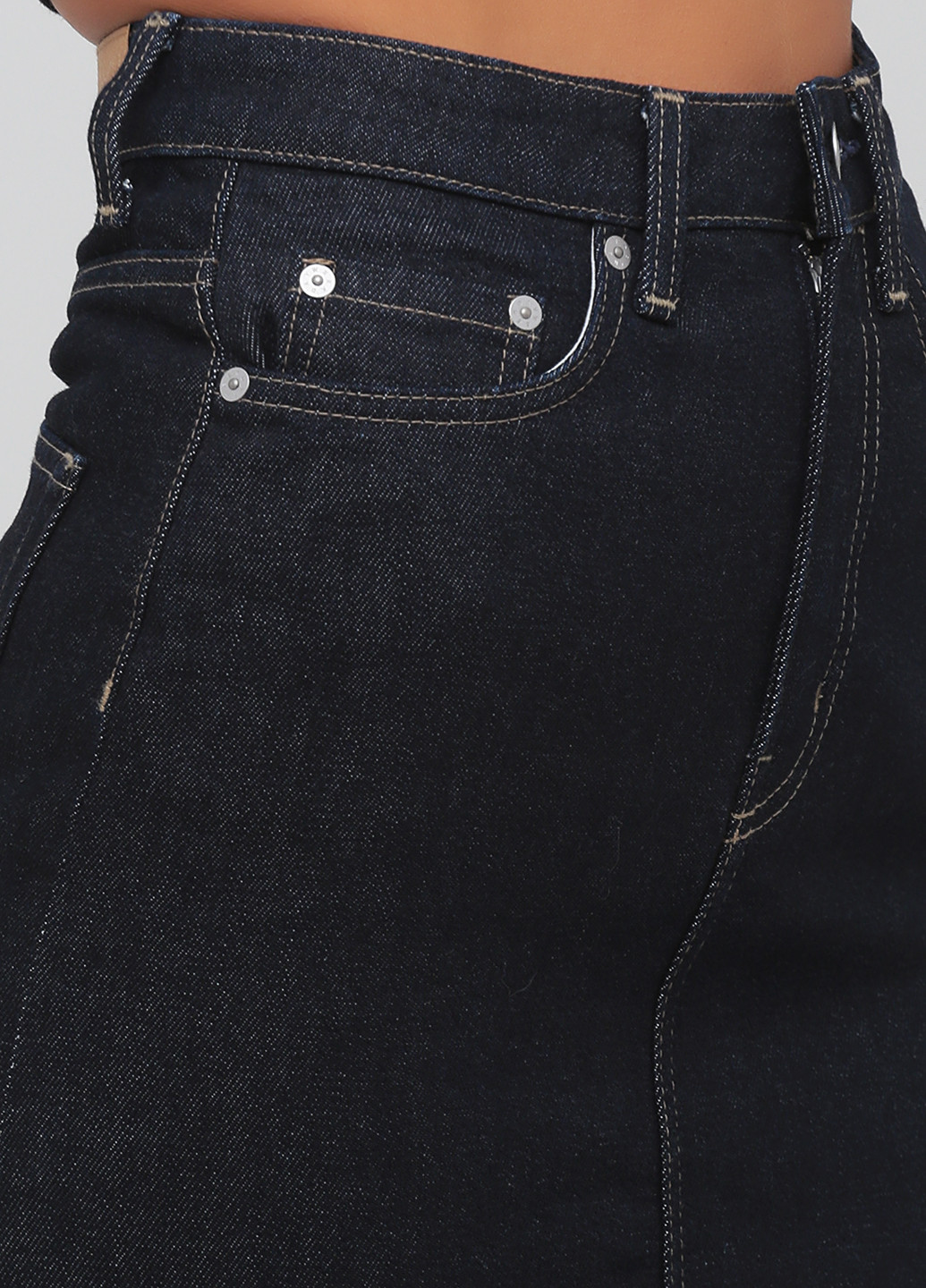 Темно-синяя джинсовая однотонная юбка Weekday