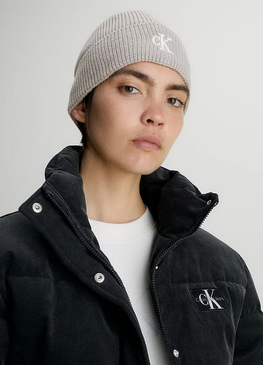 Шапка Calvin Klein Archive Logo Beanie (328399664)