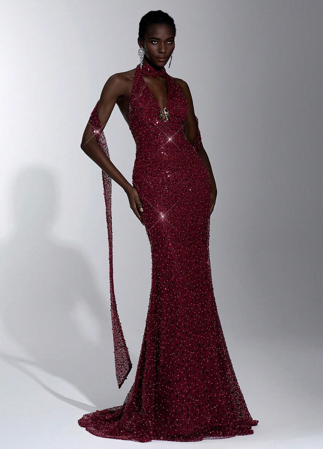 Красное праздничный, вечернее платье годе, со шлейфом SHEIN однотонное