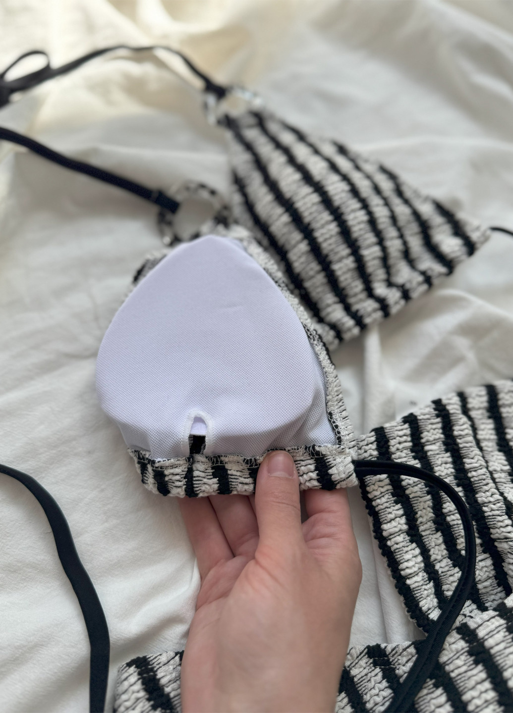 Чорно-білий літній купальник (ліф, трусики, парео) роздільний NOVA VEGA