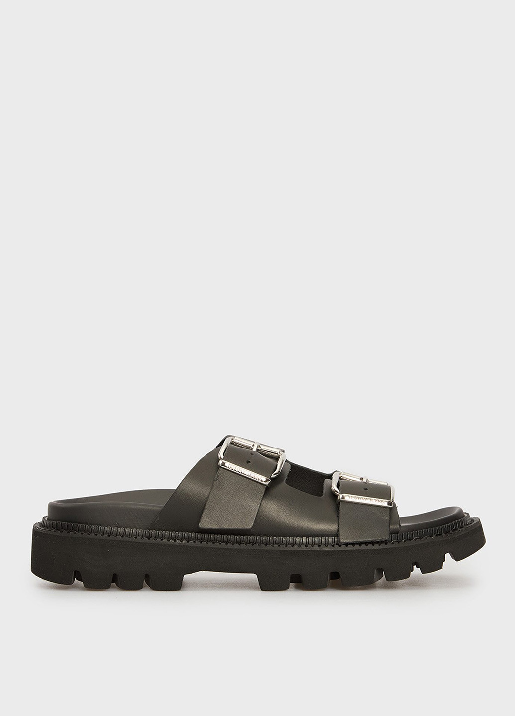 Черные шлепанцы Tommy Jeans на тракторной подошве, с тиснением, с пряжкой, с логотипом