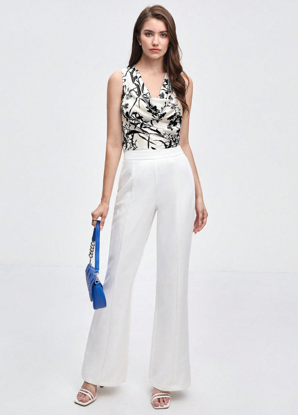 Чорно-біла блуза SHEIN