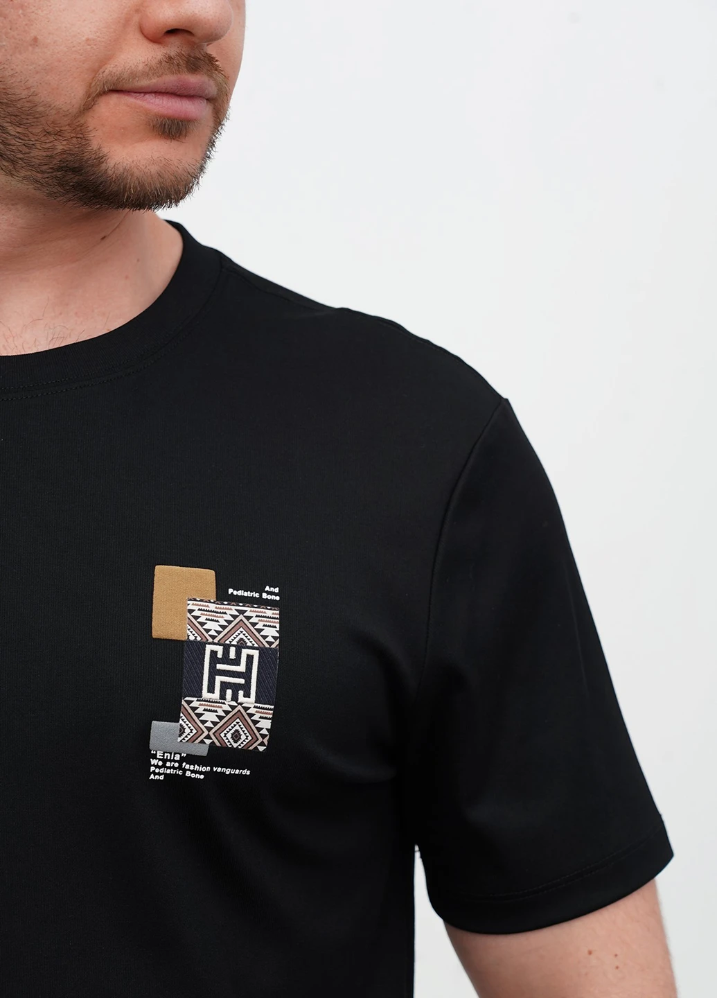 Черная футболка Trend Collection