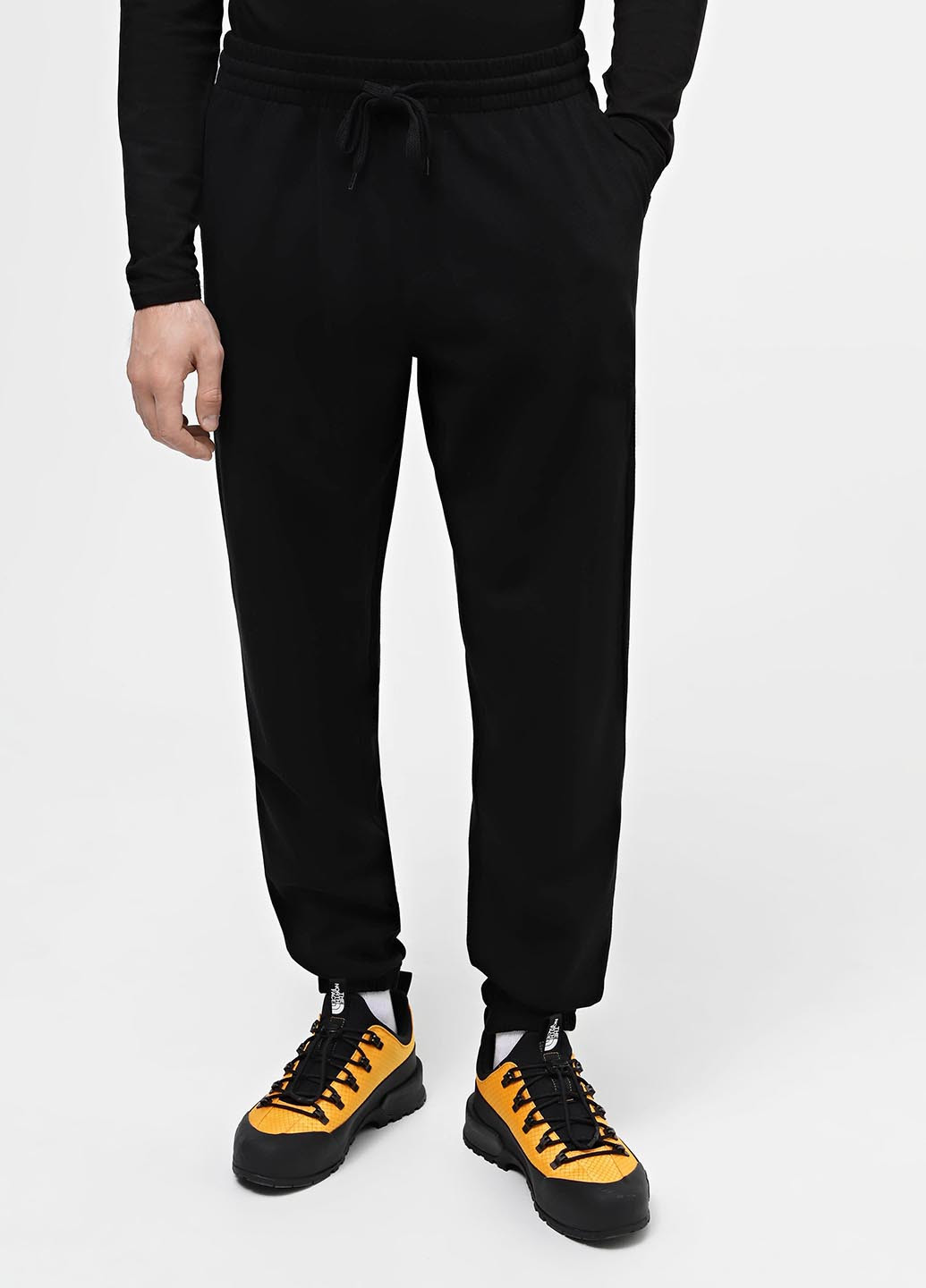 Черные спортивные демисезонные джоггеры брюки Vans
