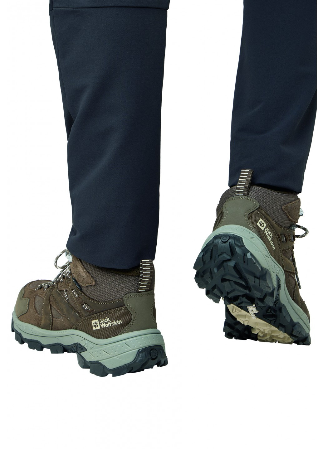 Коричневые осенние ботинки хайкеры Jack Wolfskin