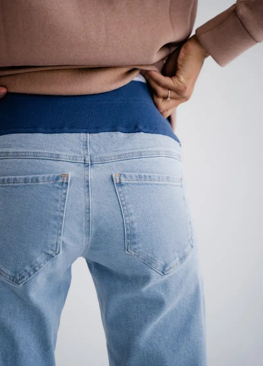 Прямые стильные джинсы для беременных прямого силуэта с бандажом под животик голубые To Be - (252725616)