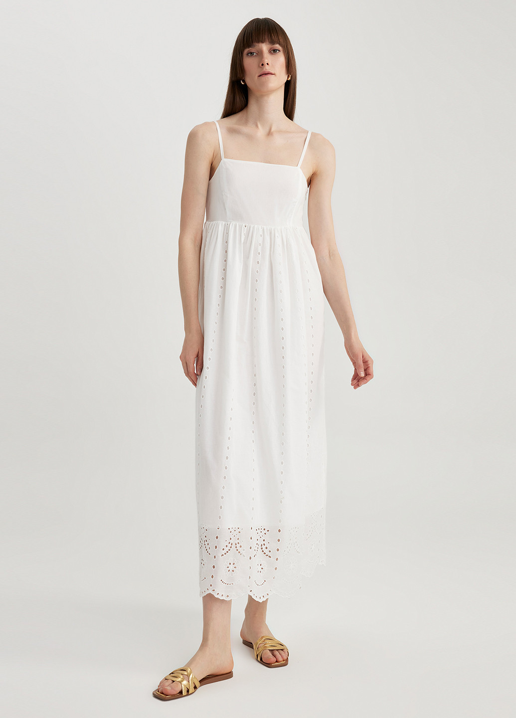 Белое кэжуал платье клеш DeFacto однотонное