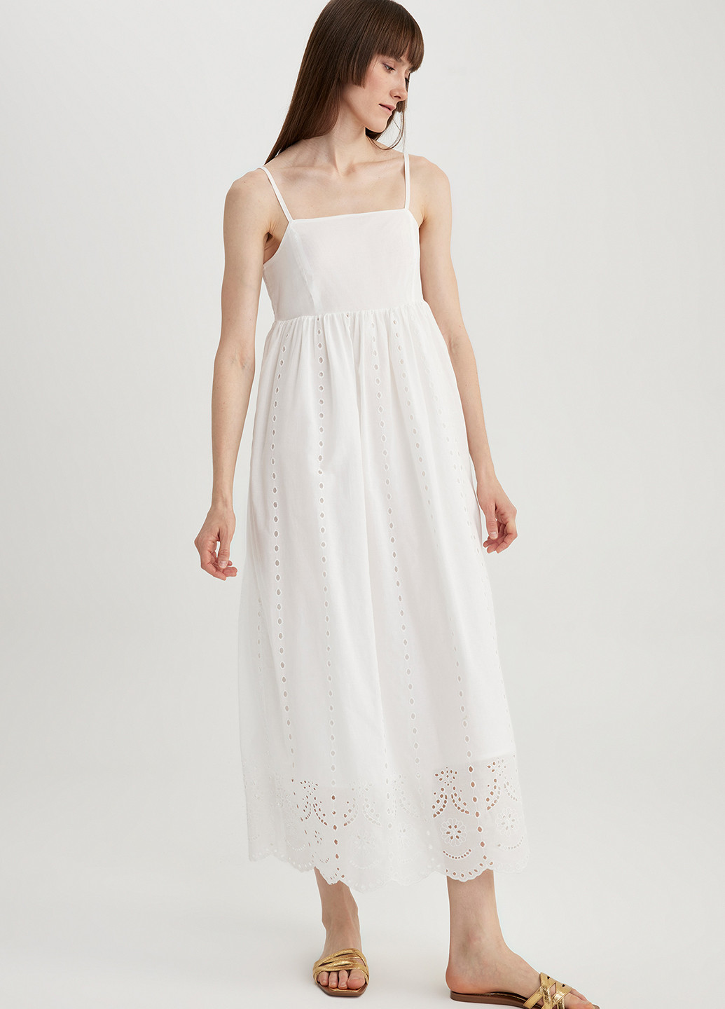 Белое кэжуал платье клеш DeFacto однотонное