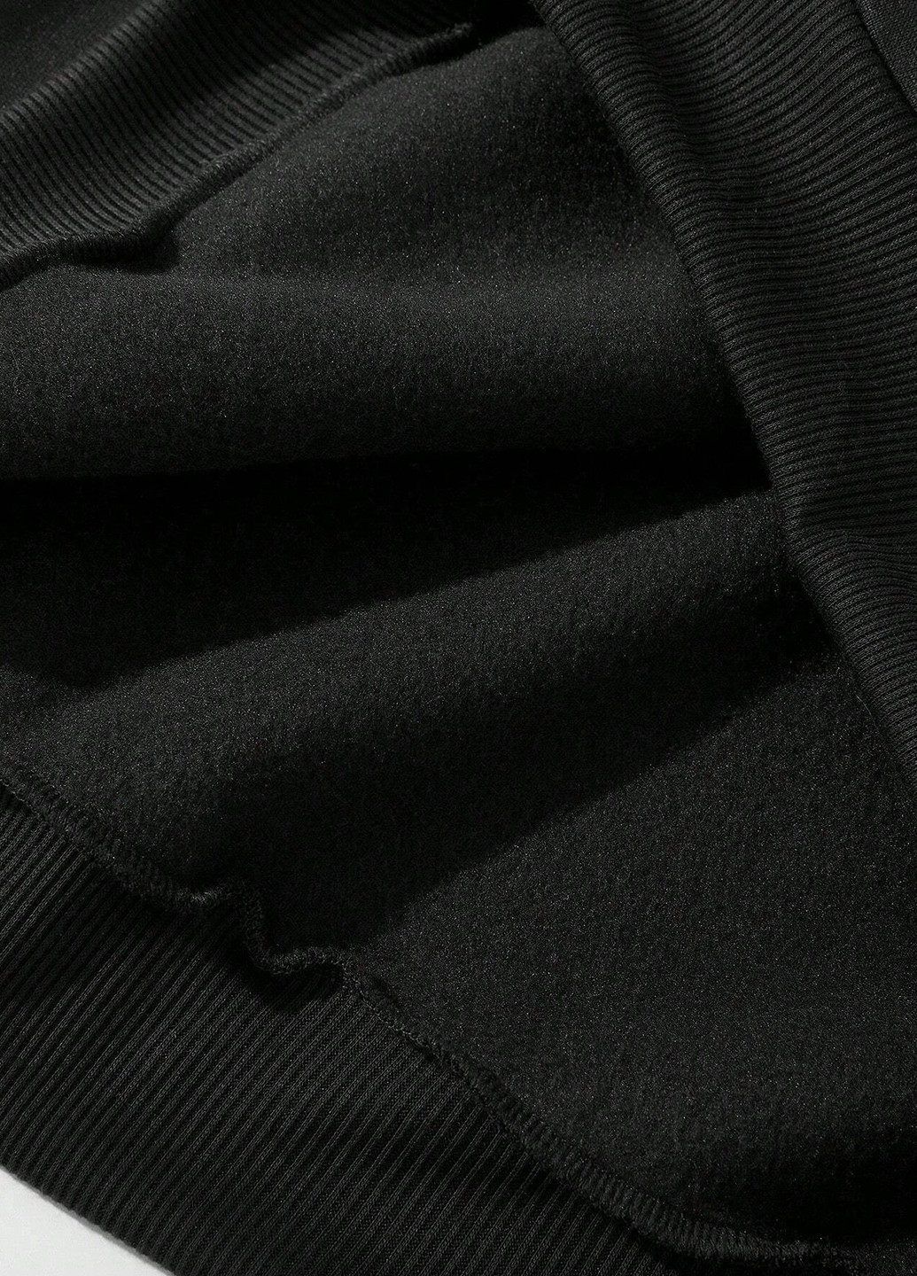 Чорний світшот SHEIN новорічний без декору (331623898)