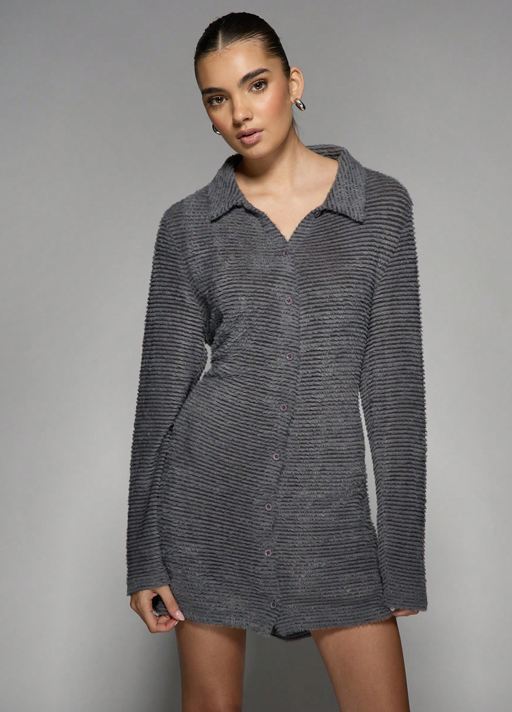 Серое кэжуал платье рубашка SHEIN однотонное