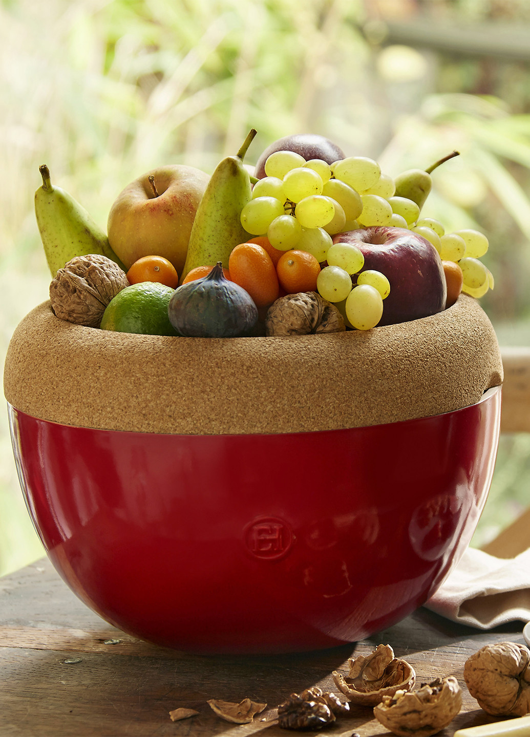 Емкость для хранения овощей и фруктов с крышкой, 27 см Emile Henry (259405469)