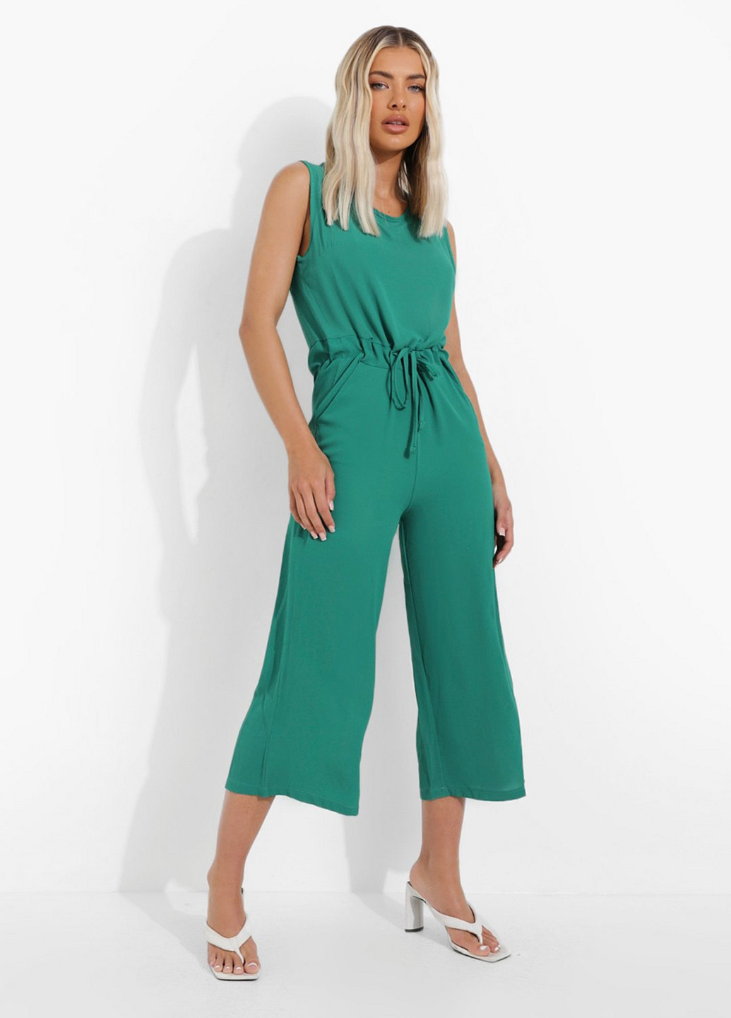 Комбінезон Boohoo комбінезон-брюки однотонний зелений кежуал поліестер