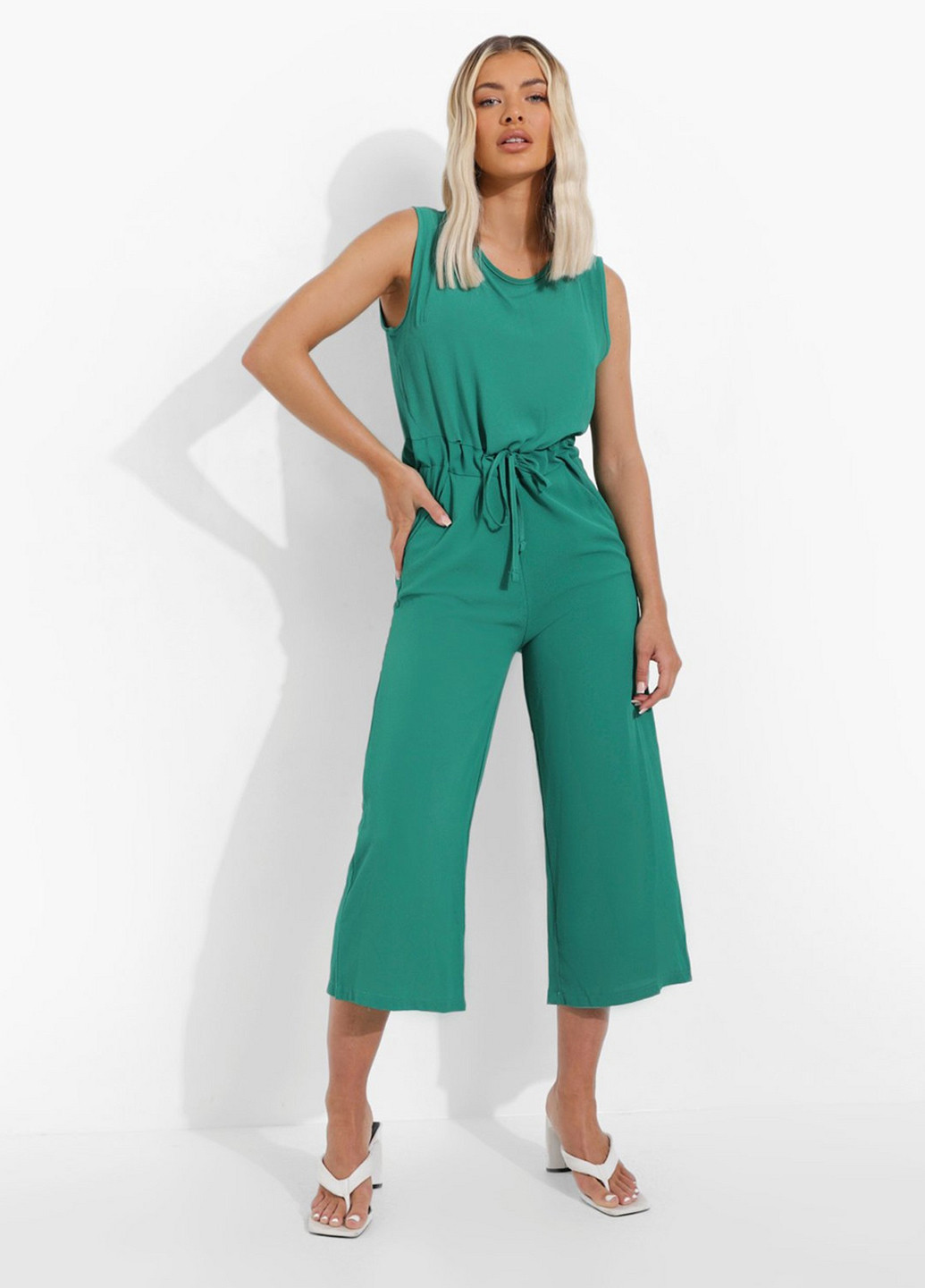 Комбінезон Boohoo комбінезон-брюки однотонний зелений кежуал поліестер