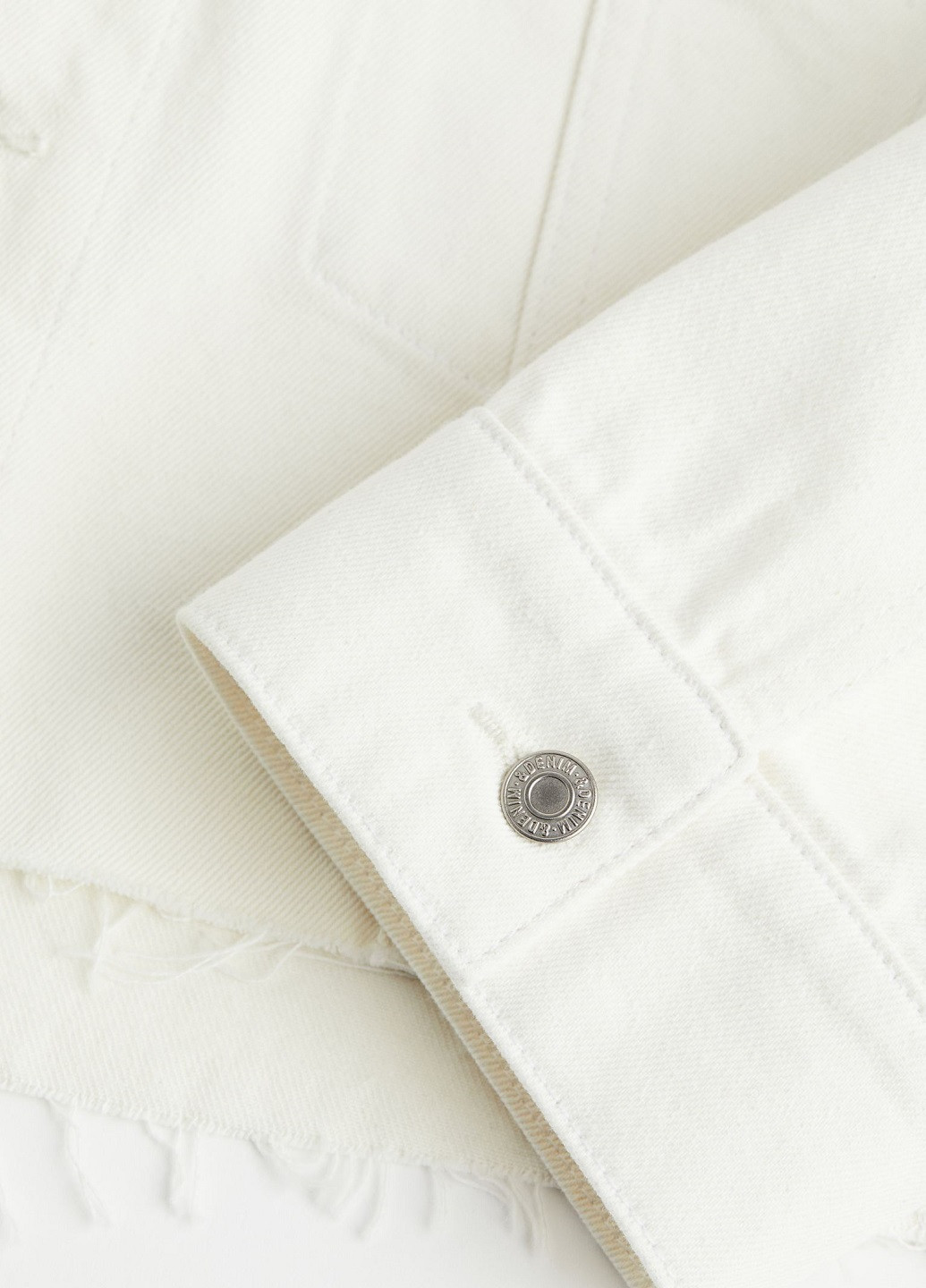 Белая демисезонная джинсовая куртка H&M