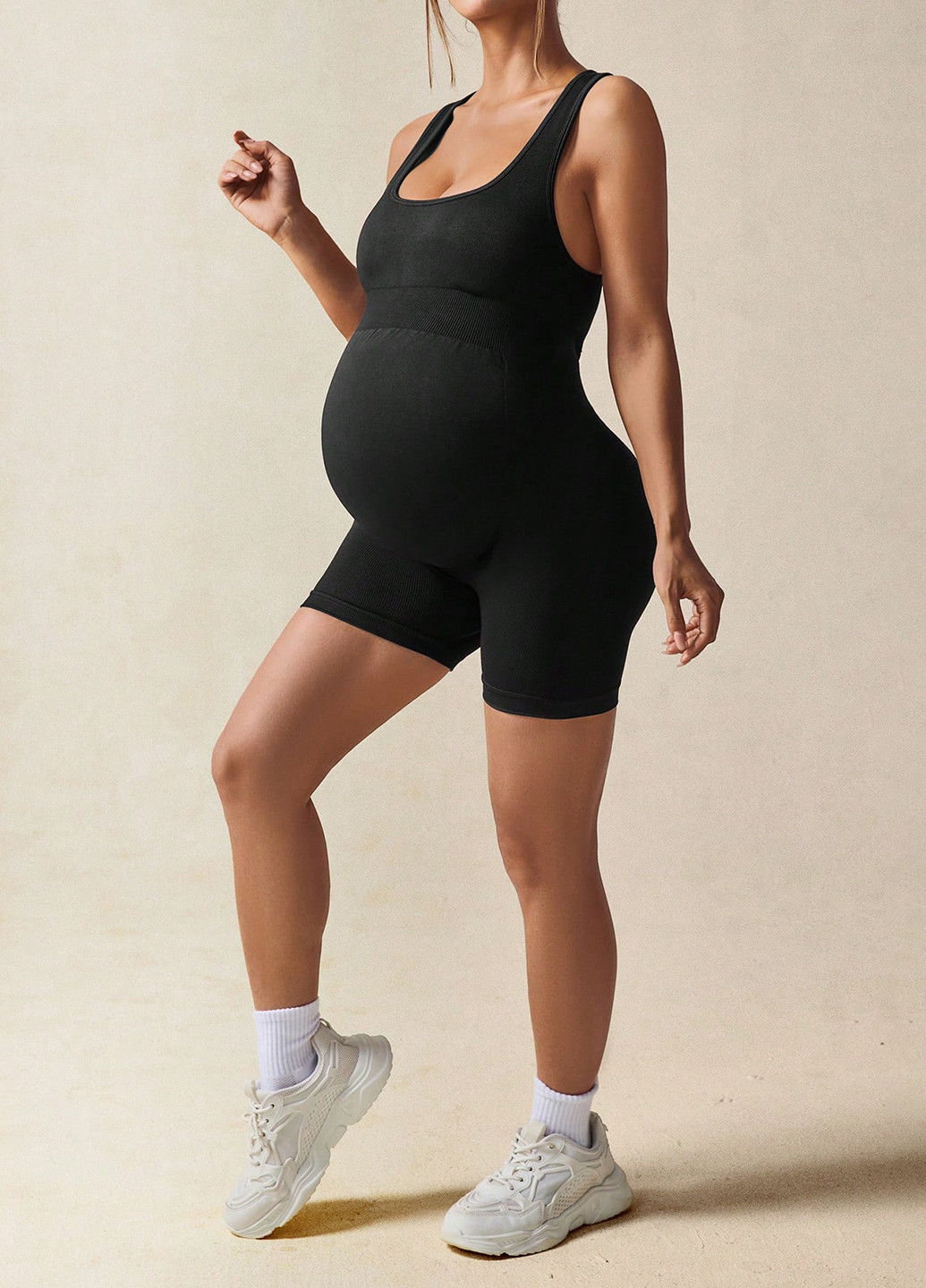 Комбинезон для беременных SHEIN комбинезон-шорты однотонный чёрный спортивный полиамид, трикотаж
