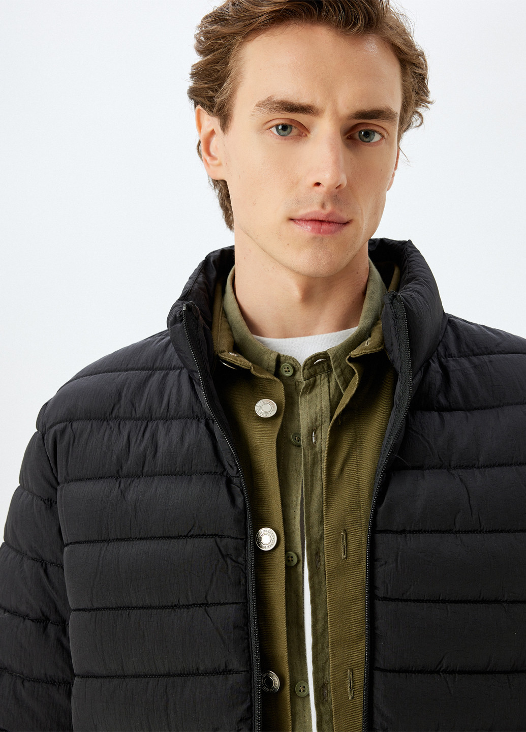 Чорна демісезонна куртка KOTON