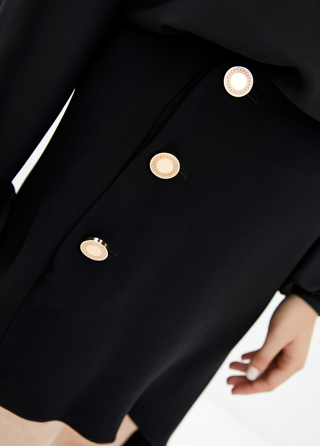 Черная кэжуал однотонная юбка GENEVIE на запах