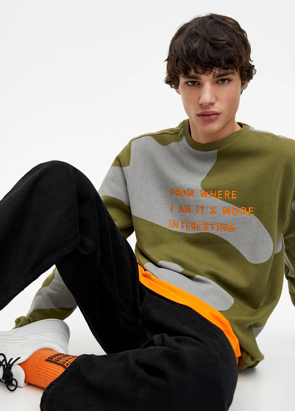 Зелений світшоти Pull & Bear малюнок без декору (247447060)